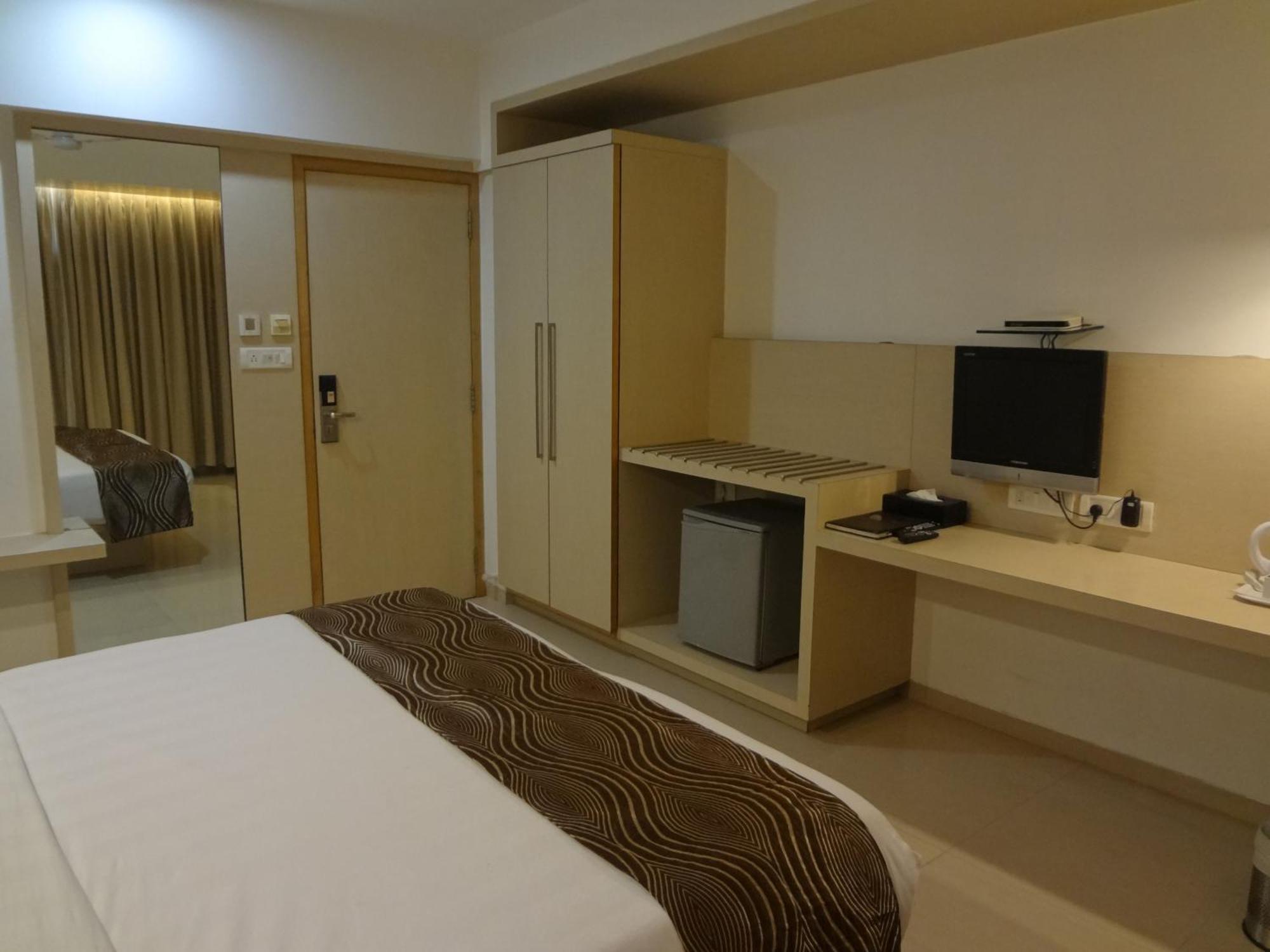 Hotel The Oriental Residency