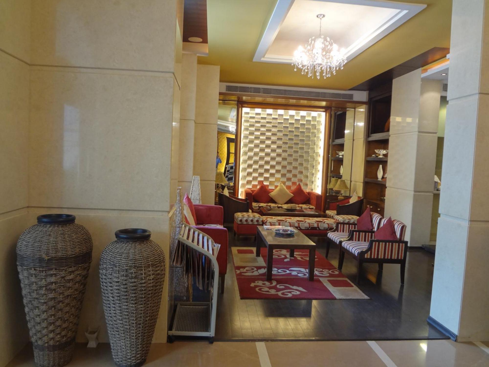 Aparthotel Grand Residency & Serviced 4*