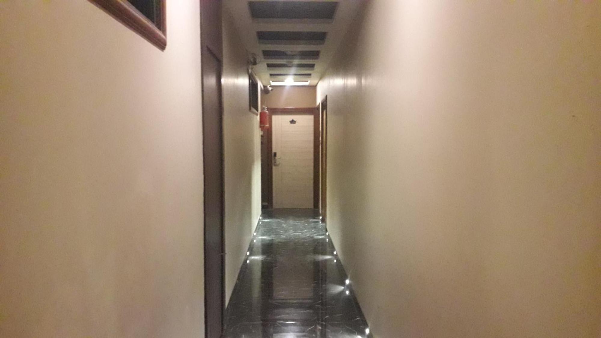 Hotel Shine Hospitality Crown Mumbai