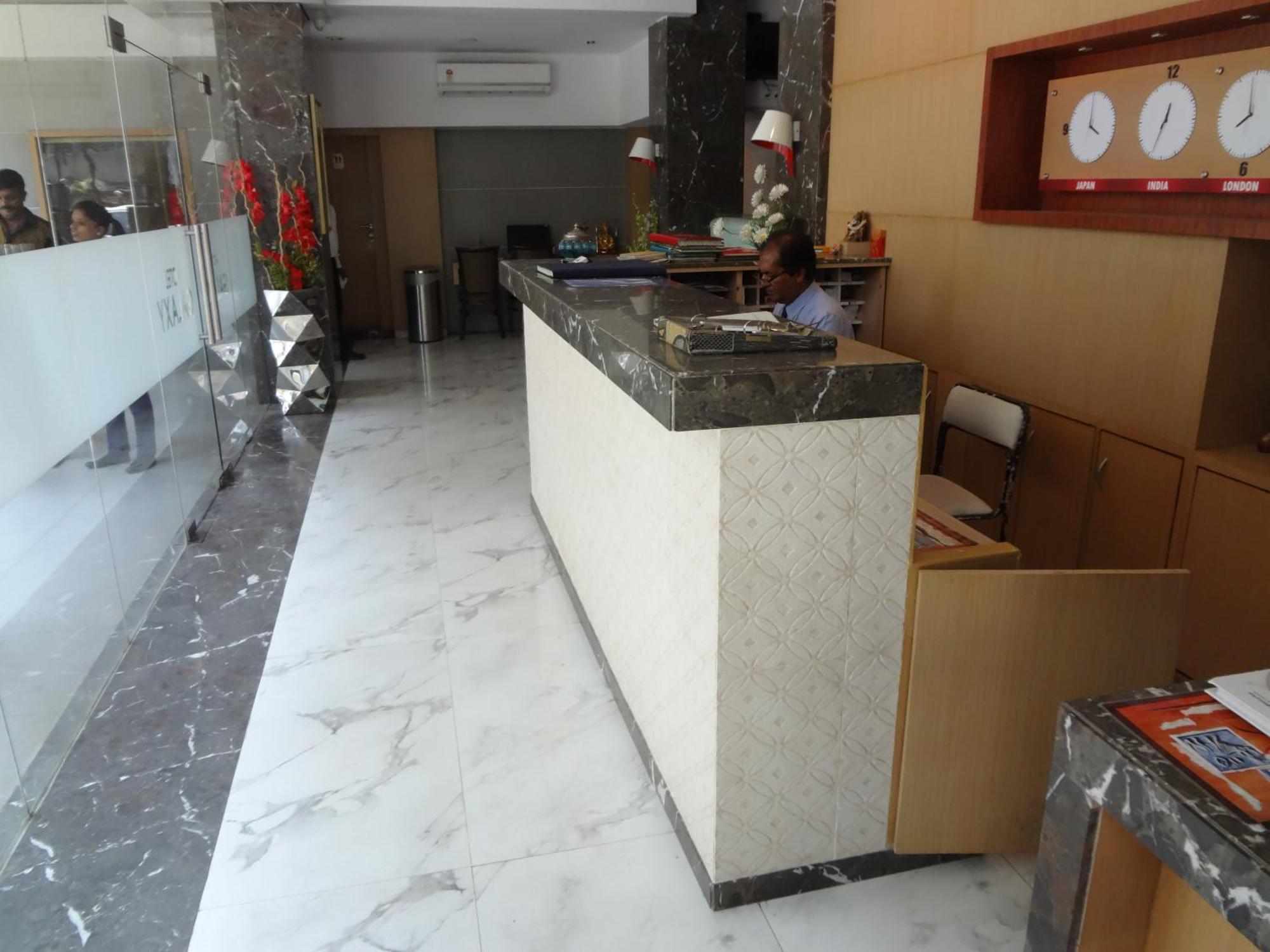 Galaxy Beacon Hotel, Santacruz ,mumbai 4* Mumbai