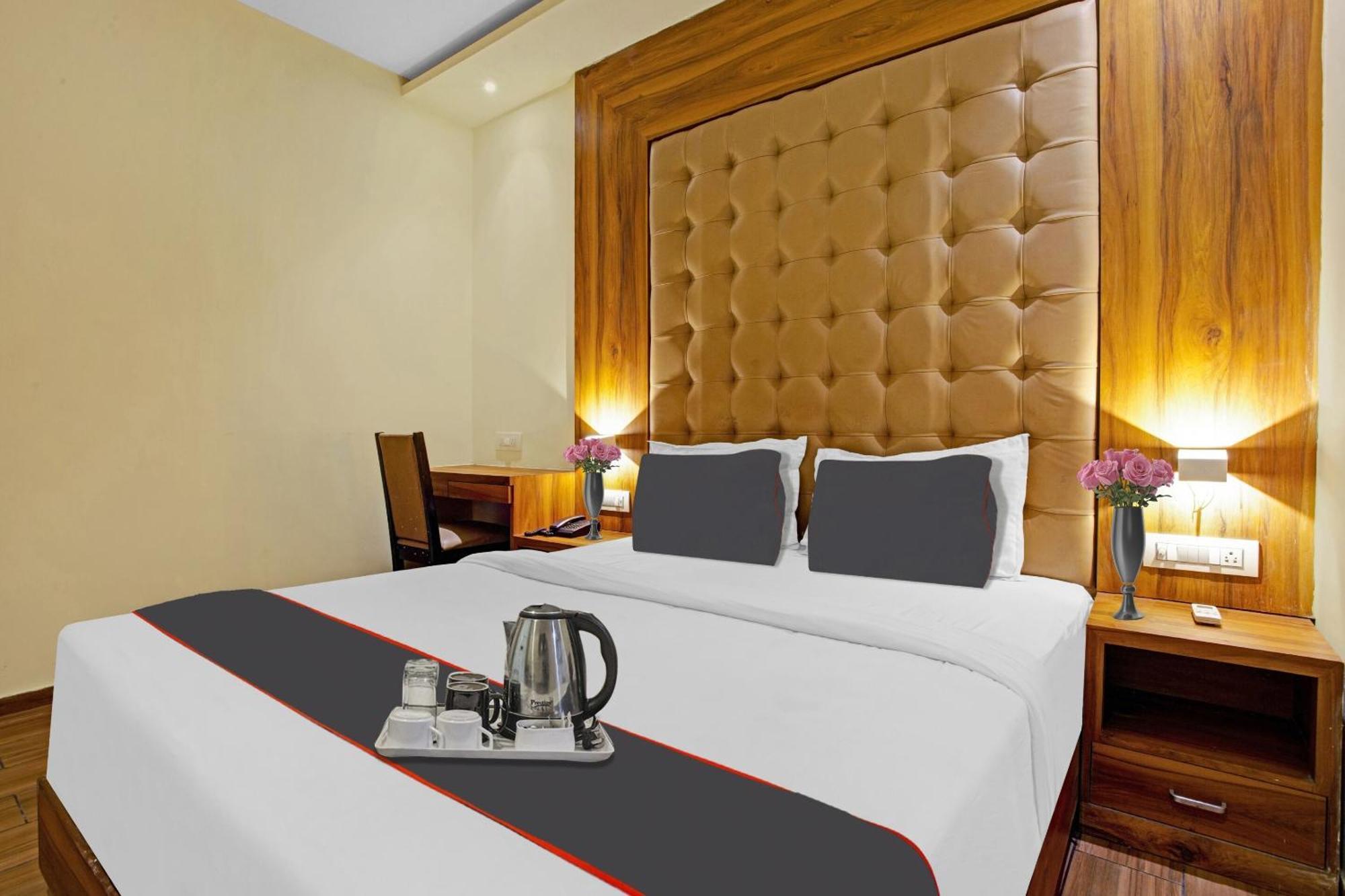 Capital O Art Hotel 3*