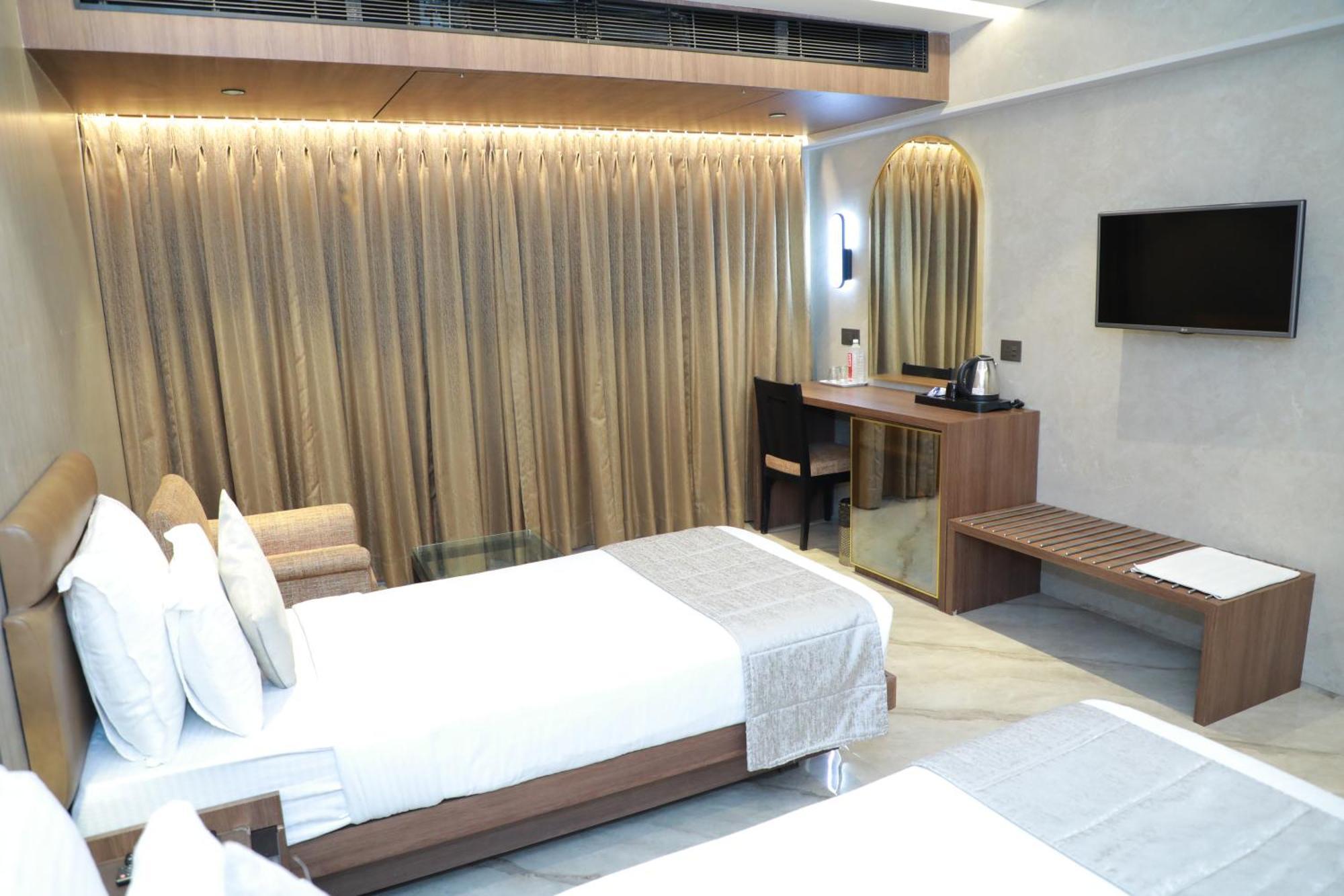 Hotel Archana Residency 3*