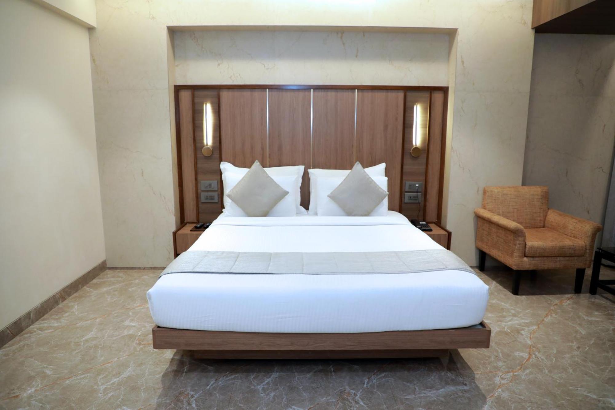 Hotel Archana Residency 3*