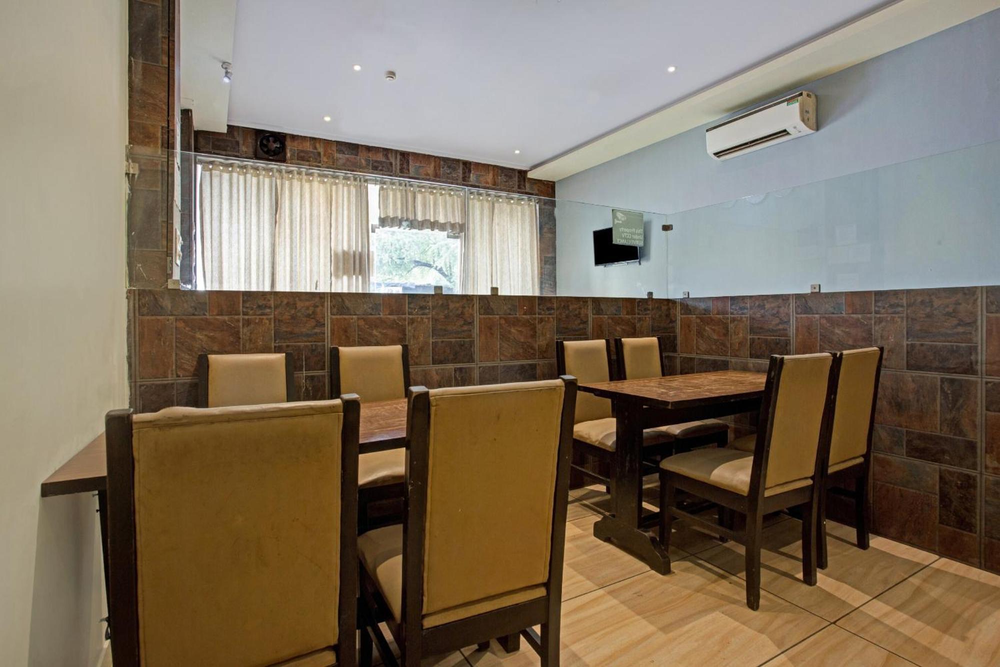 Capital O Art Hotel 3*