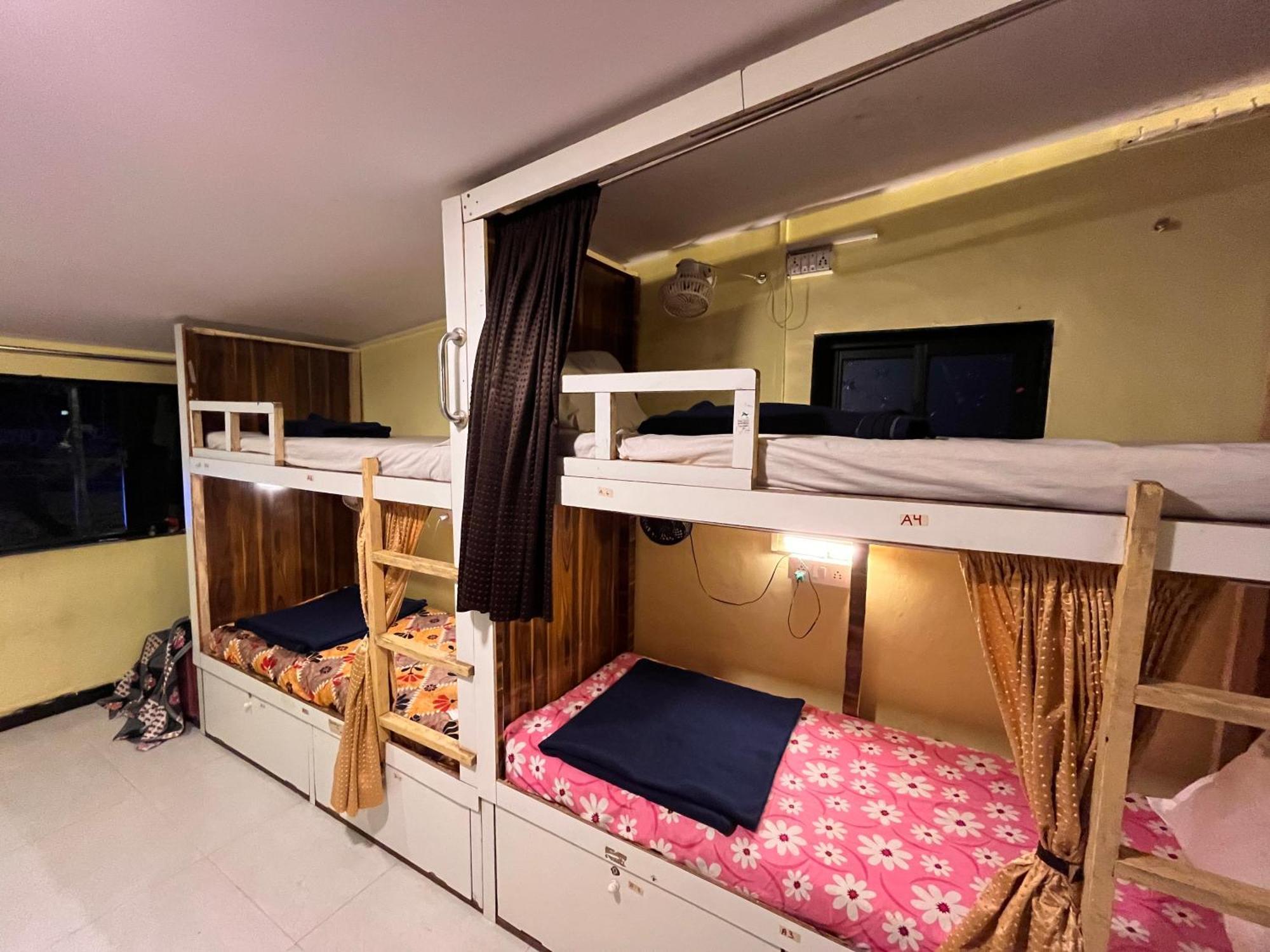 Bed & Breakfast Star Dormitory *