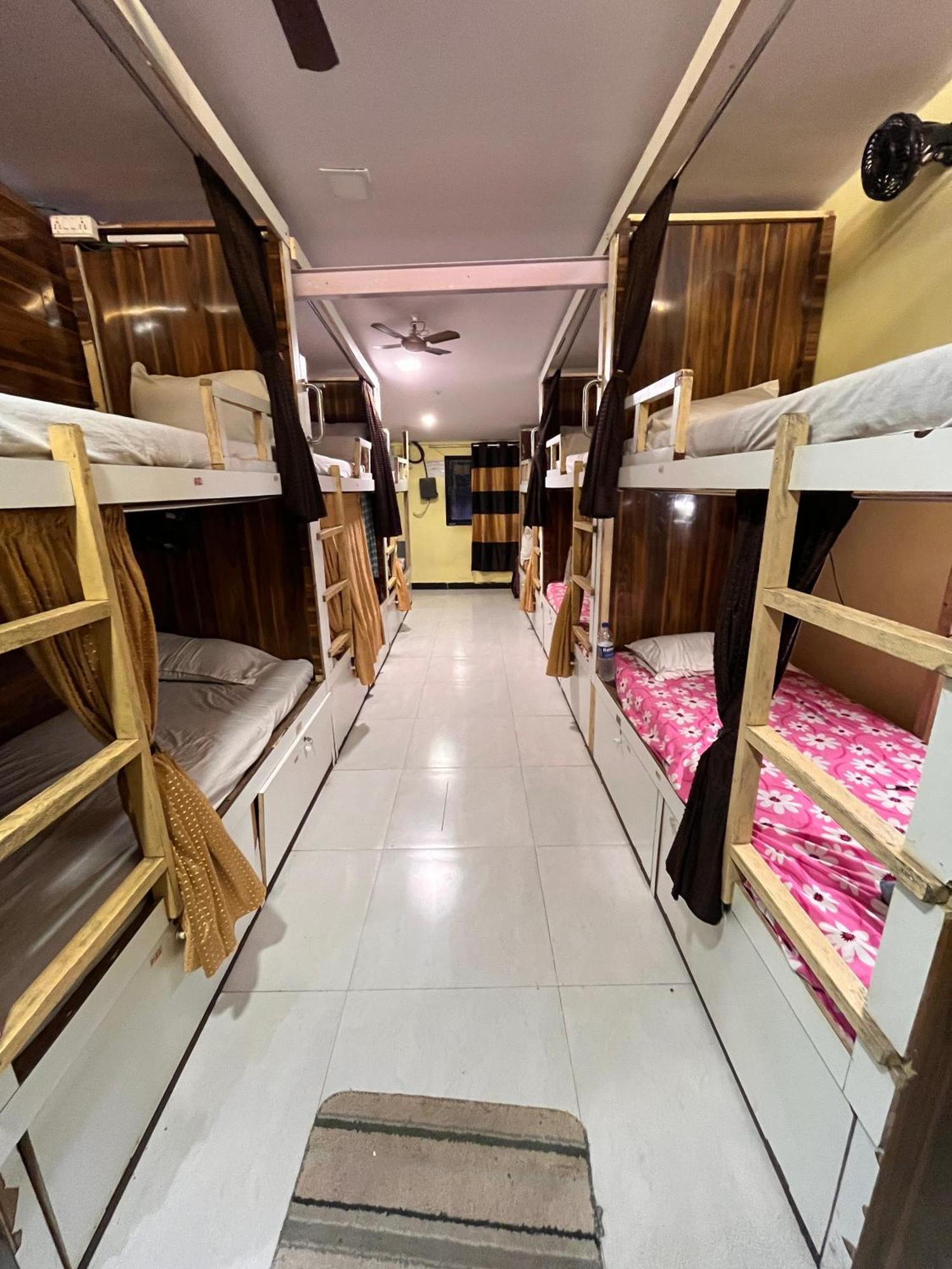 Bed & Breakfast Star Dormitory