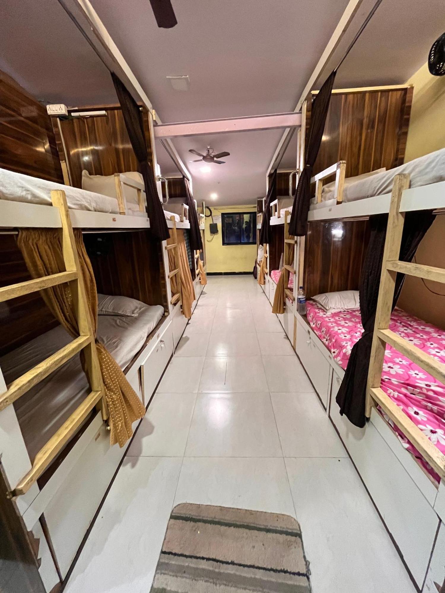 Star Dormitory Mumbai