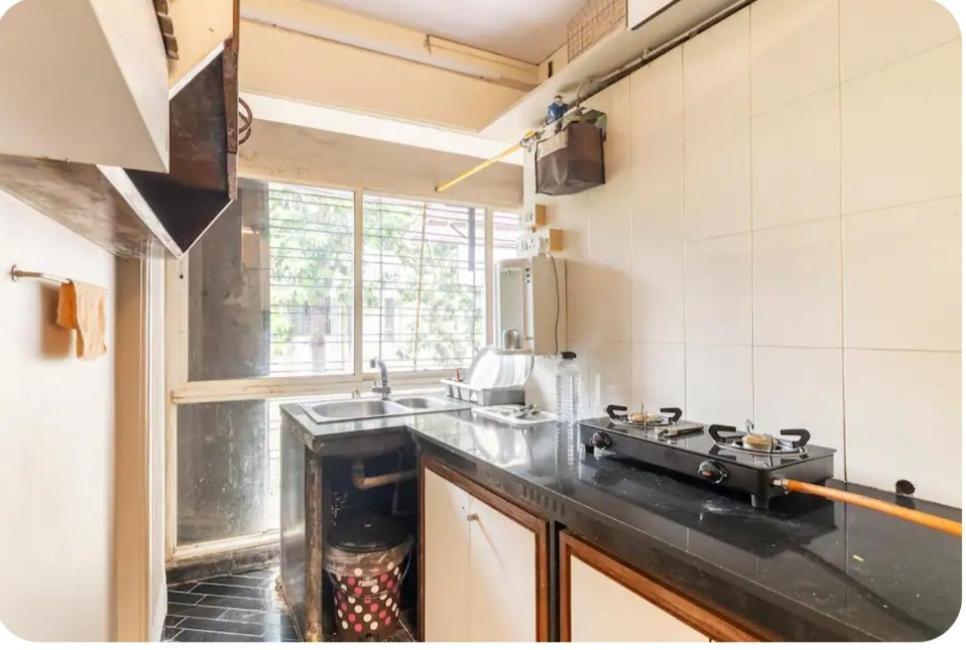Cozy N Spacious 1bhk Off Carter Rd Bandra *