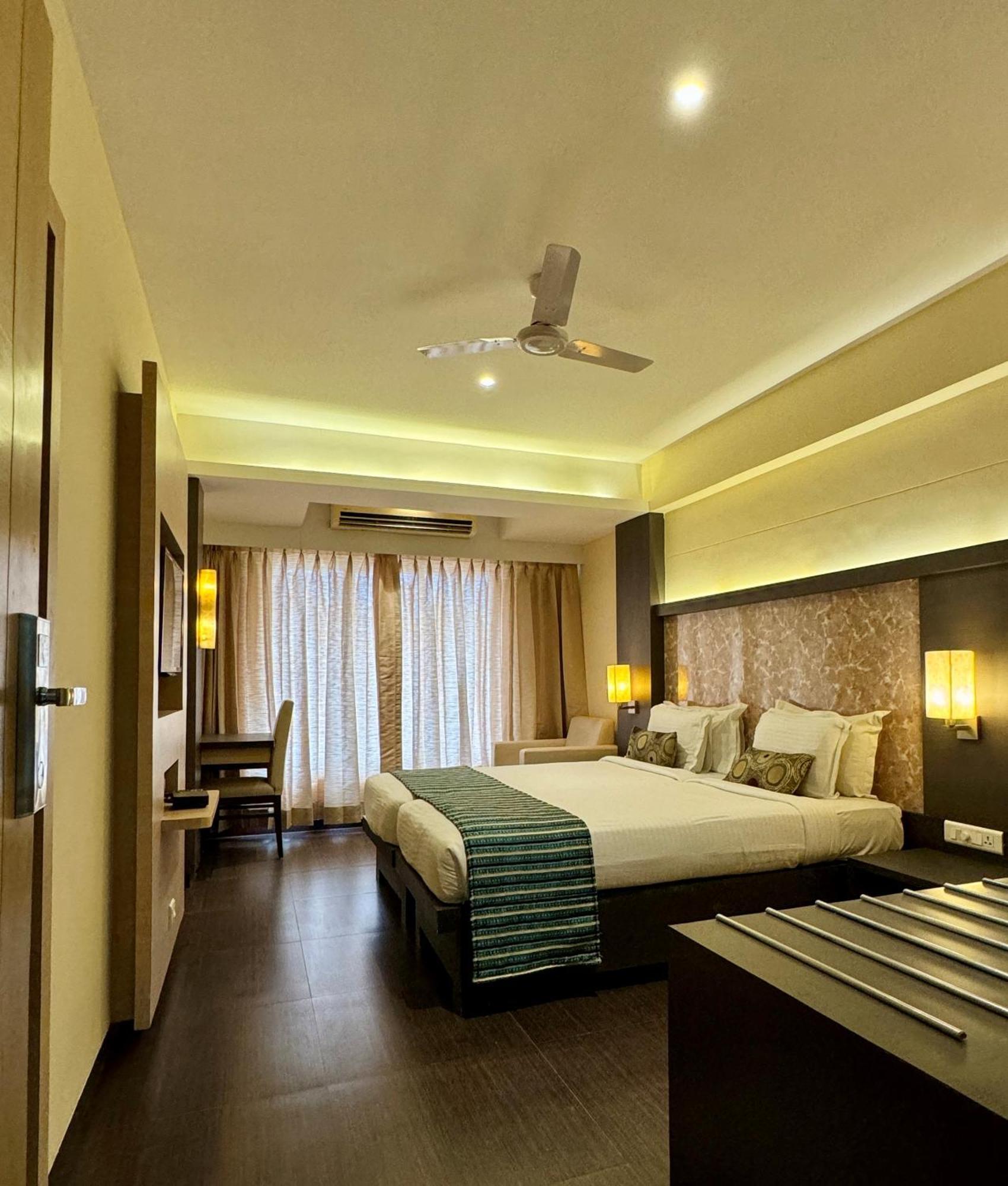 Galaxy Beacon Hotel, Santacruz ,mumbai 4*