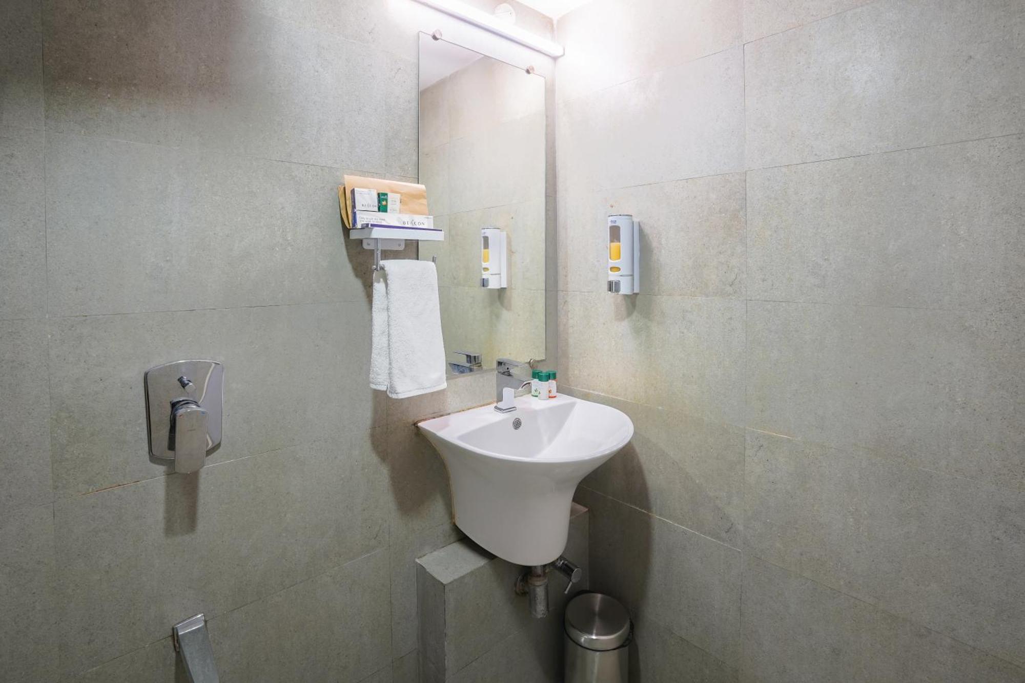 Apex Beacon Hotel, 3* Mumbai