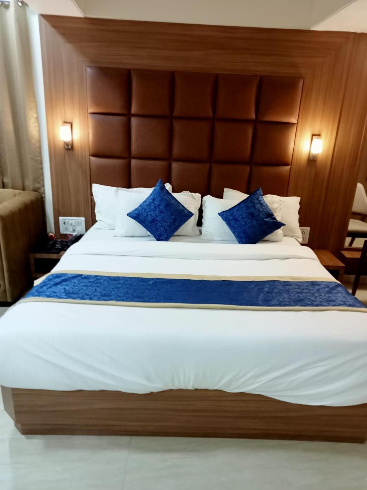 Hotel Jk Regency, Mumbai International 3* Bombaim