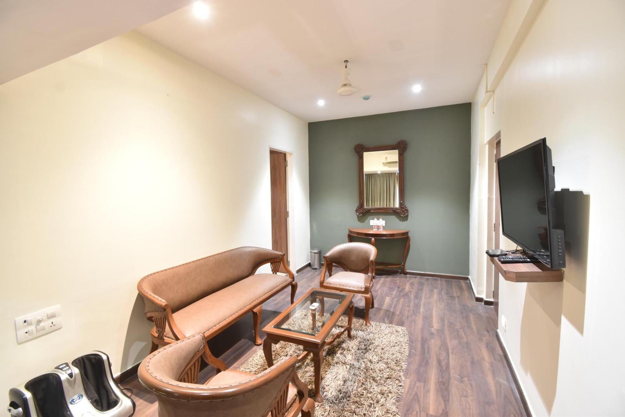 Hotel The Aarya A Smart Business Bombaim