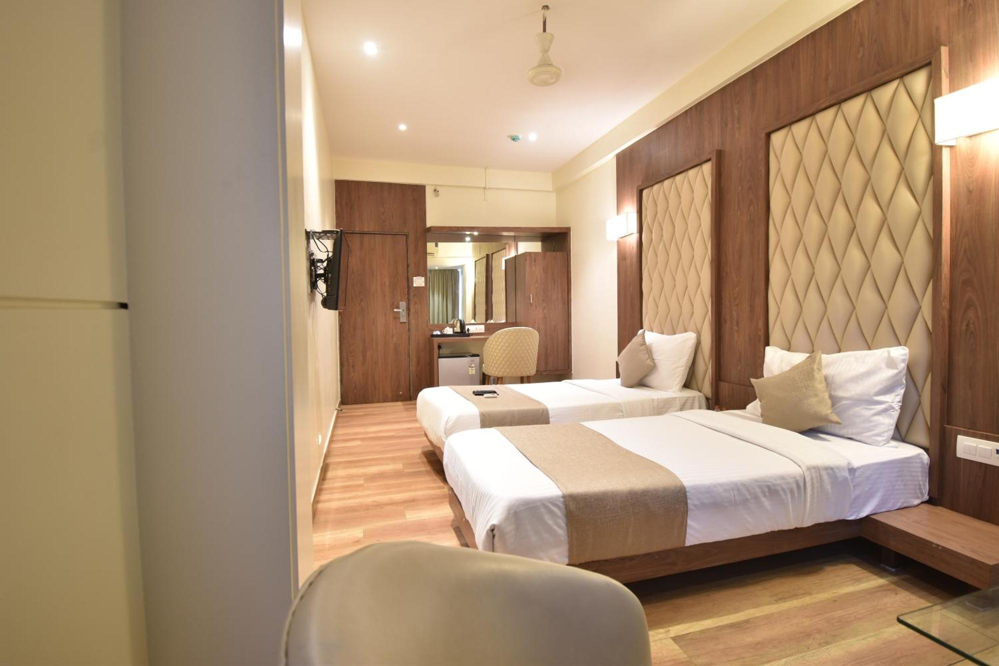 Hotel The Aarya A Smart Business 3*