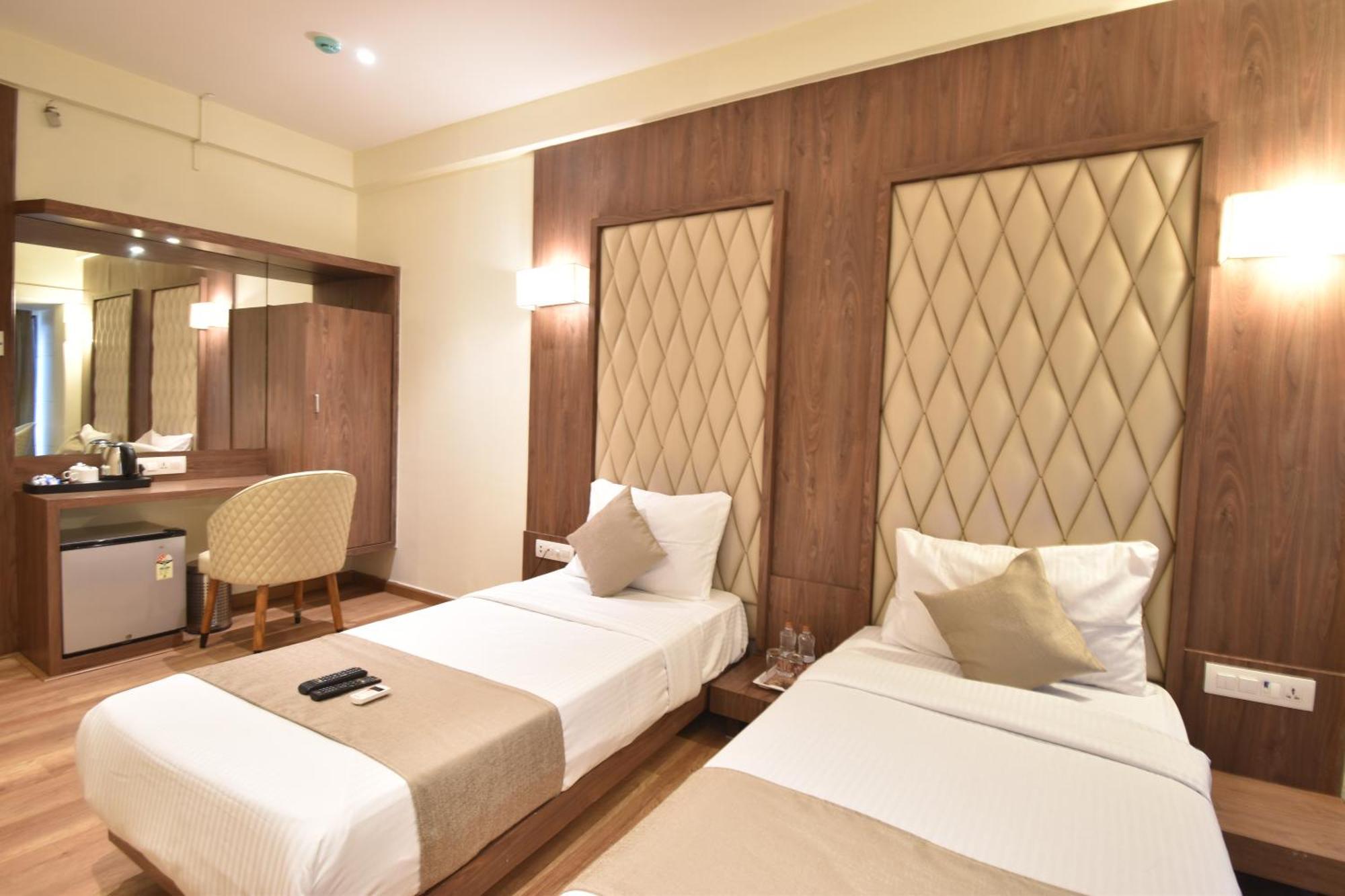 The Aarya A Smart Business Hotel Bombaim