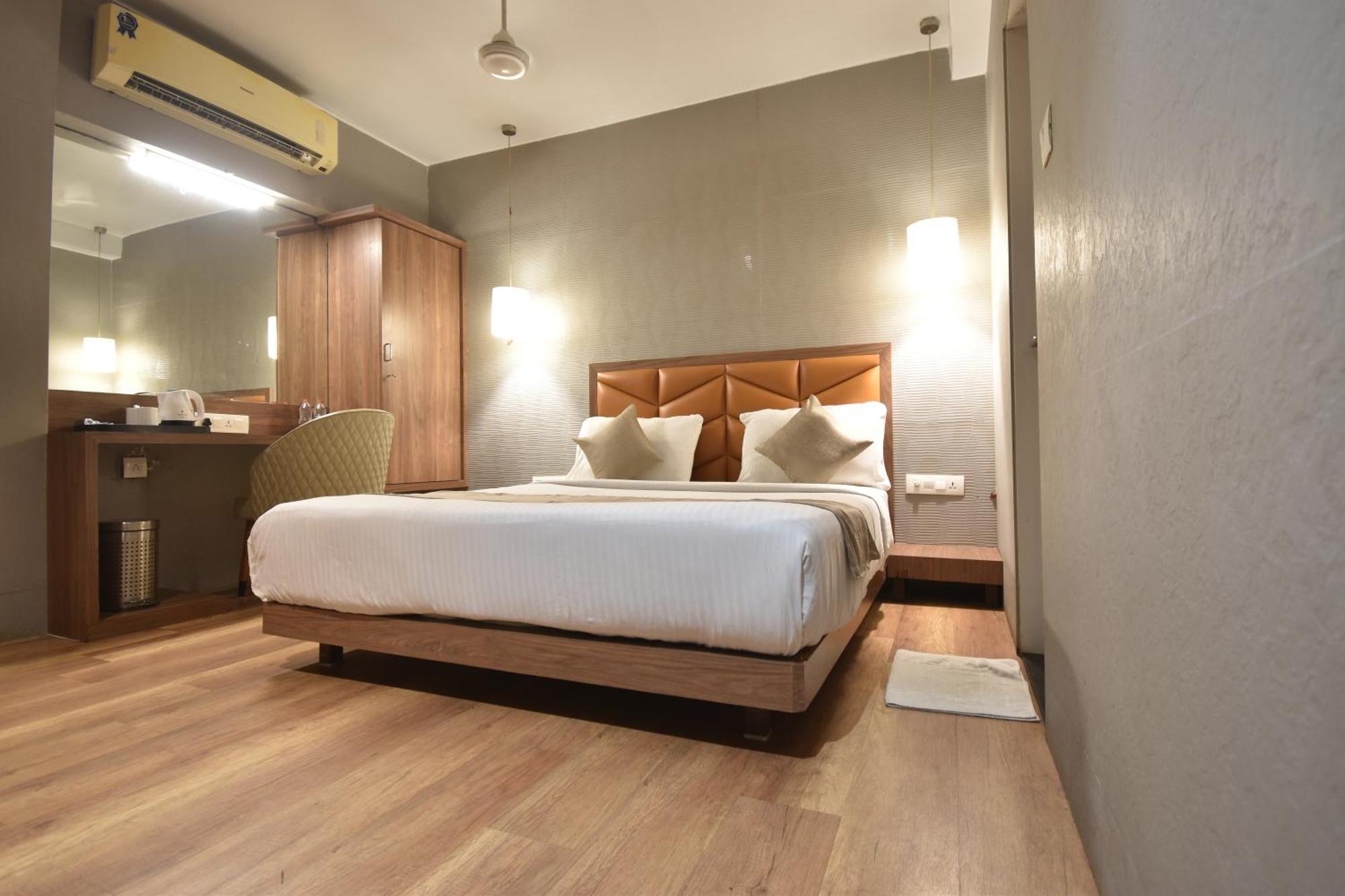 The Aarya A Smart Business Hotel Bombaim