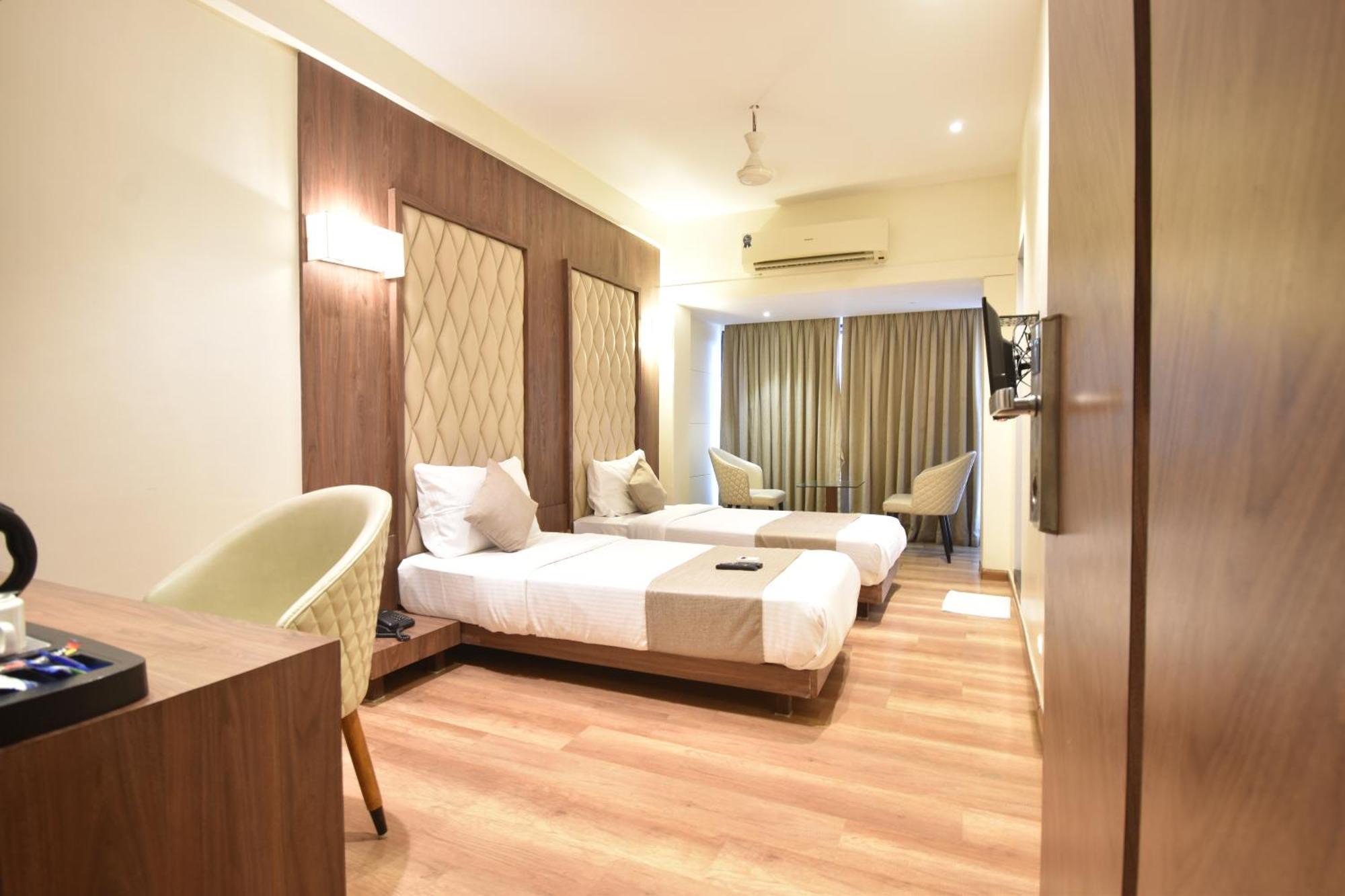 The Aarya A Smart Business Bombaim