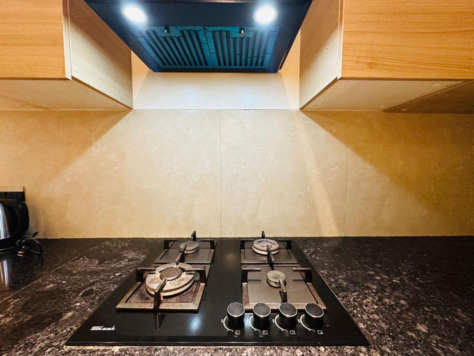 1.5br Service In Bkc By Florastays Apartment