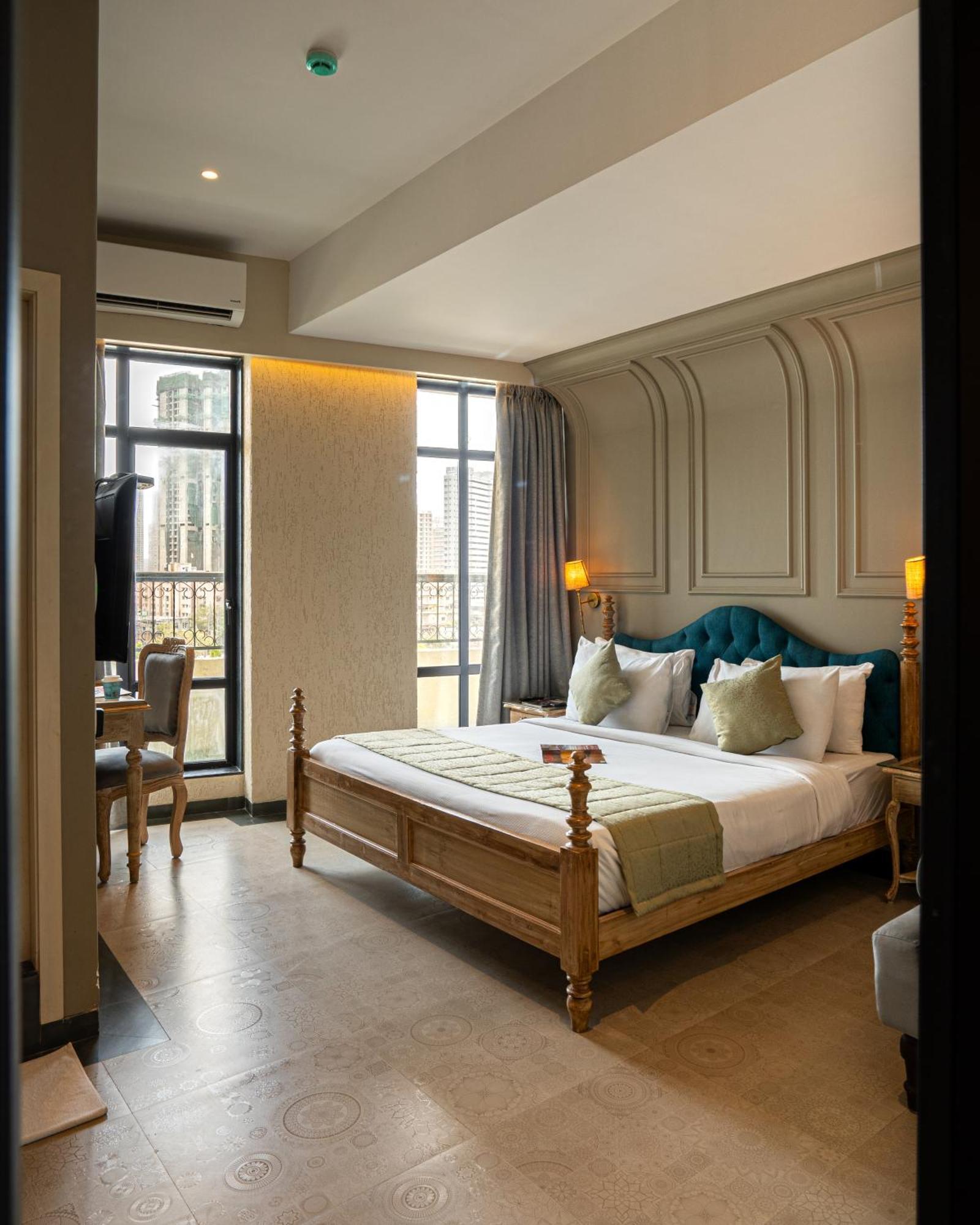Hotel Arnna - Goregaon Mumbai