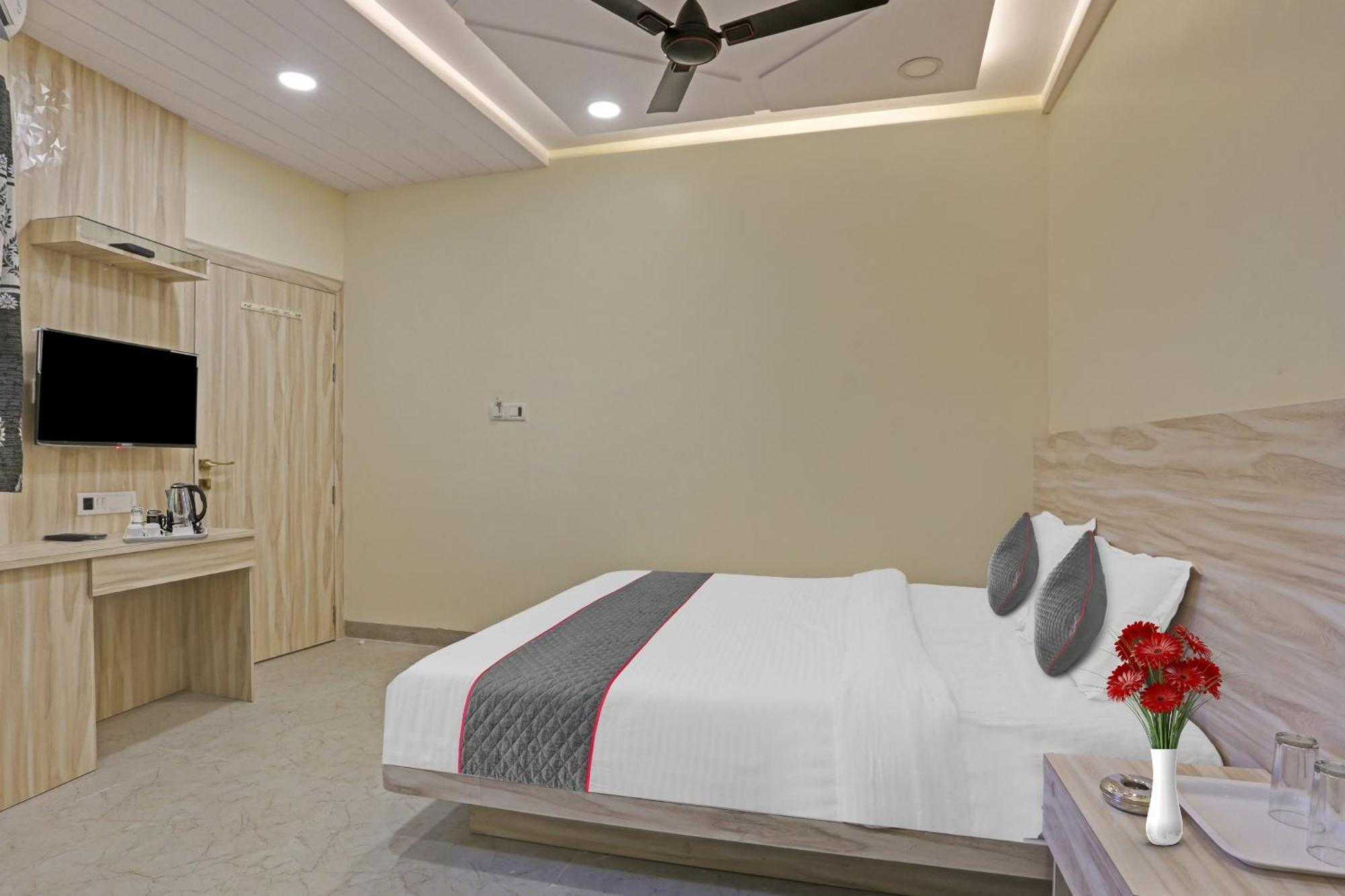 Super O Kiwi International Hotel