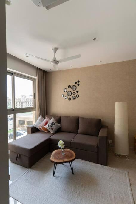 Chic, Boho Themed 1bhk Apt In Hiranandani Powai Apartment