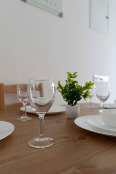 Chic, Boho Themed 1bhk Apt In Hiranandani Powai *