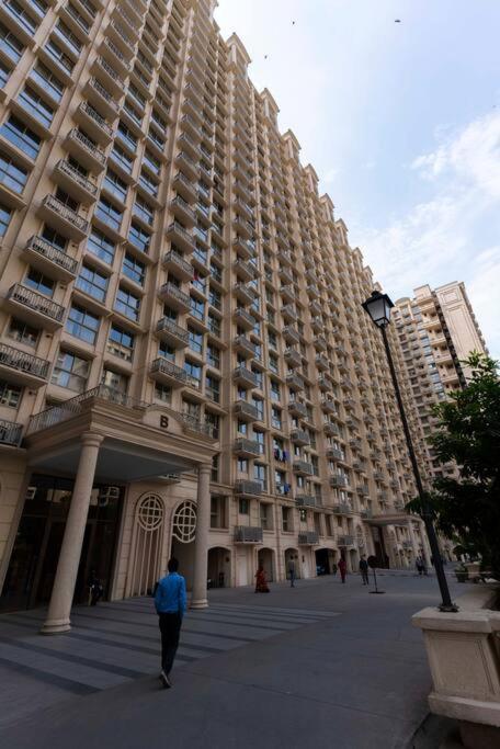 Chic, Boho Themed 1bhk Apt In Hiranandani Powai Apartment