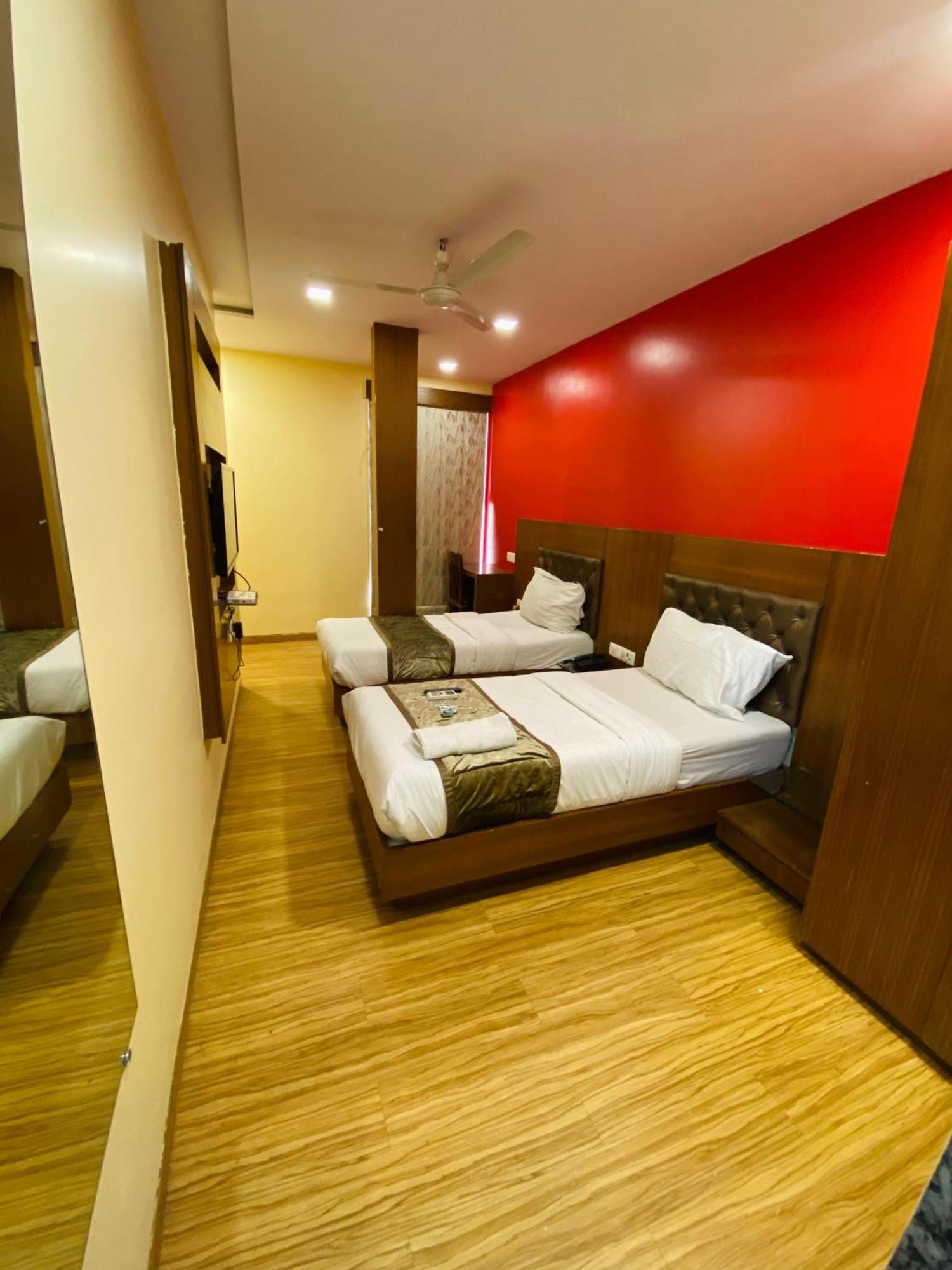 Arton Regency Near Terminal 2 Airport 3* Mumbai