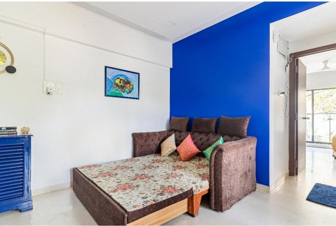 The Blue Abode! Premium 1bhk Santacruz West Apartment Mumbai