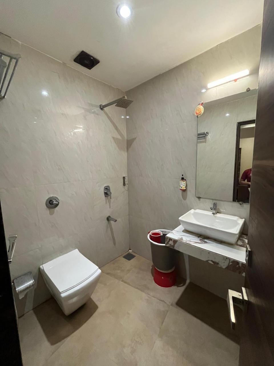 Shahi Darbar Terminal-2 Guest house Mumbai