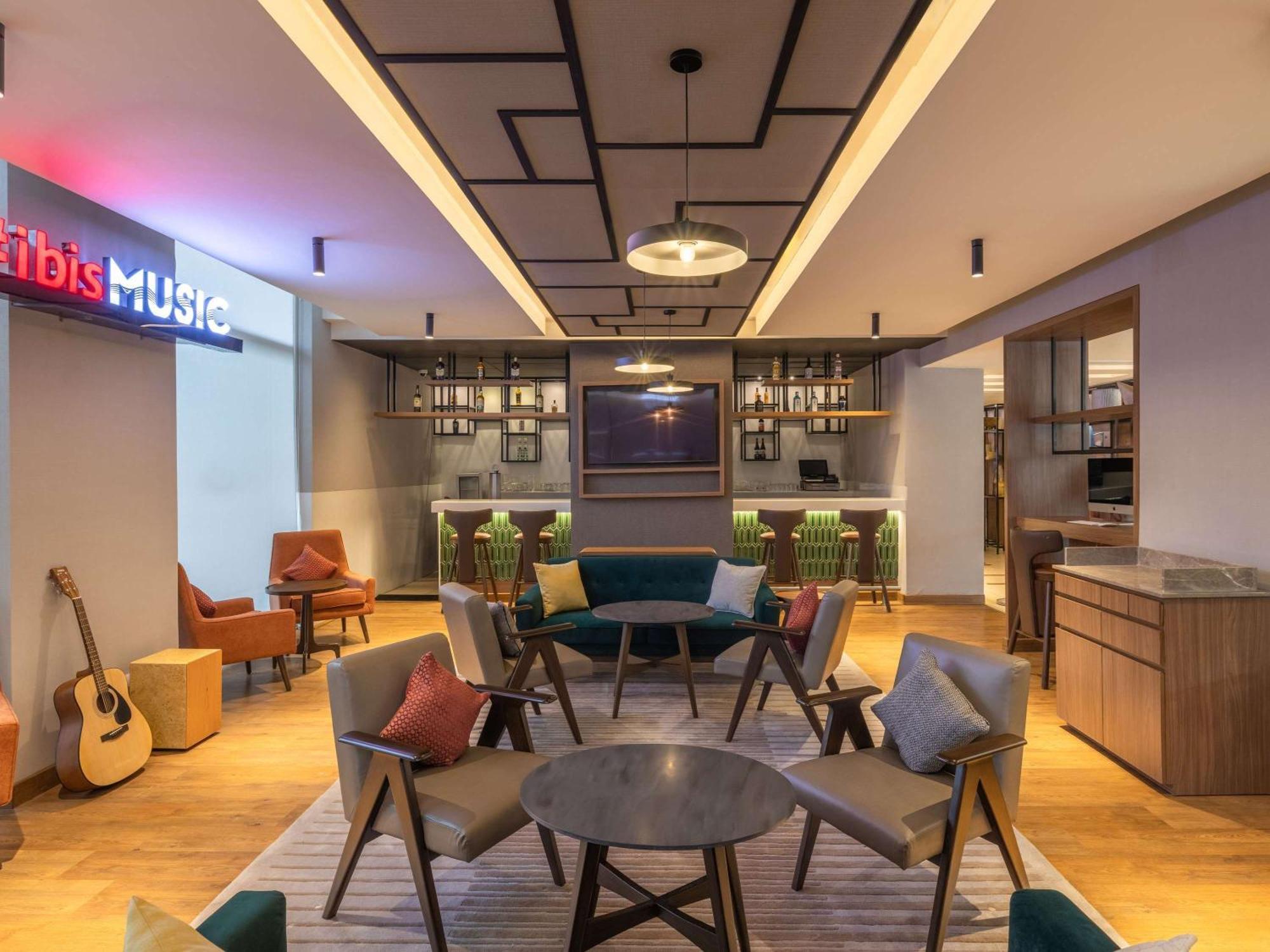Hotel Ibis Airport - An Accor Brand 3*