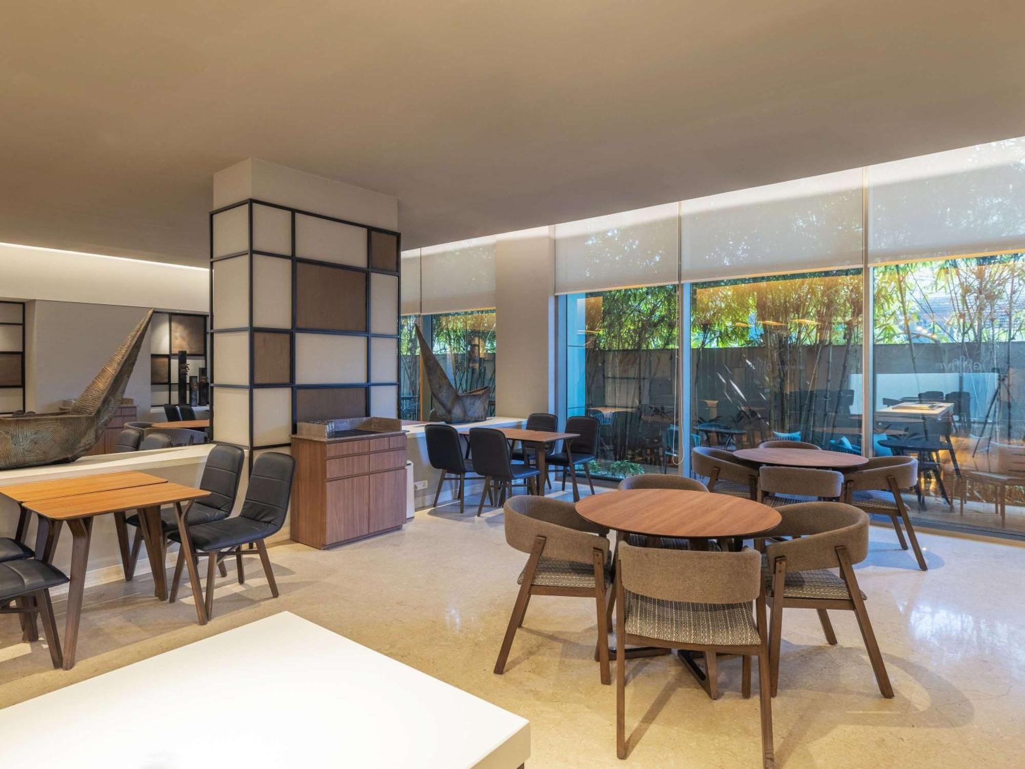 Ibis Airport - An Accor Brand 3*