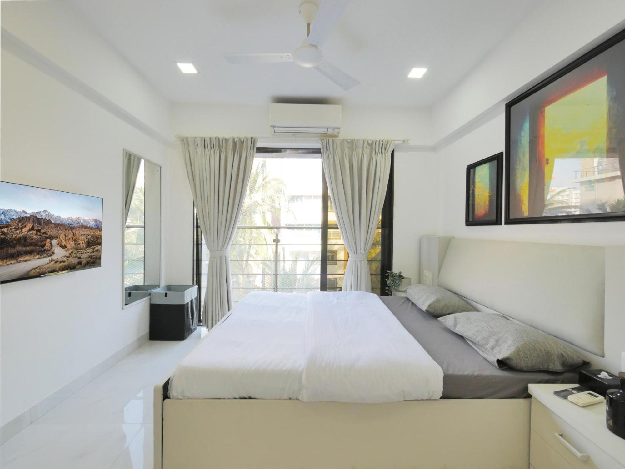Athena 2bhk Khar W By The Company