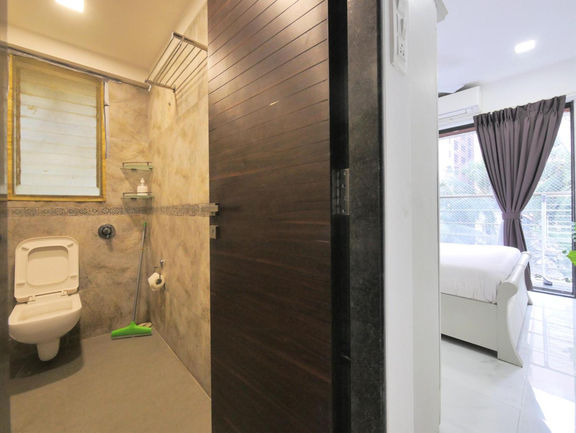 Athena 2bhk Khar W By The Company Apartment