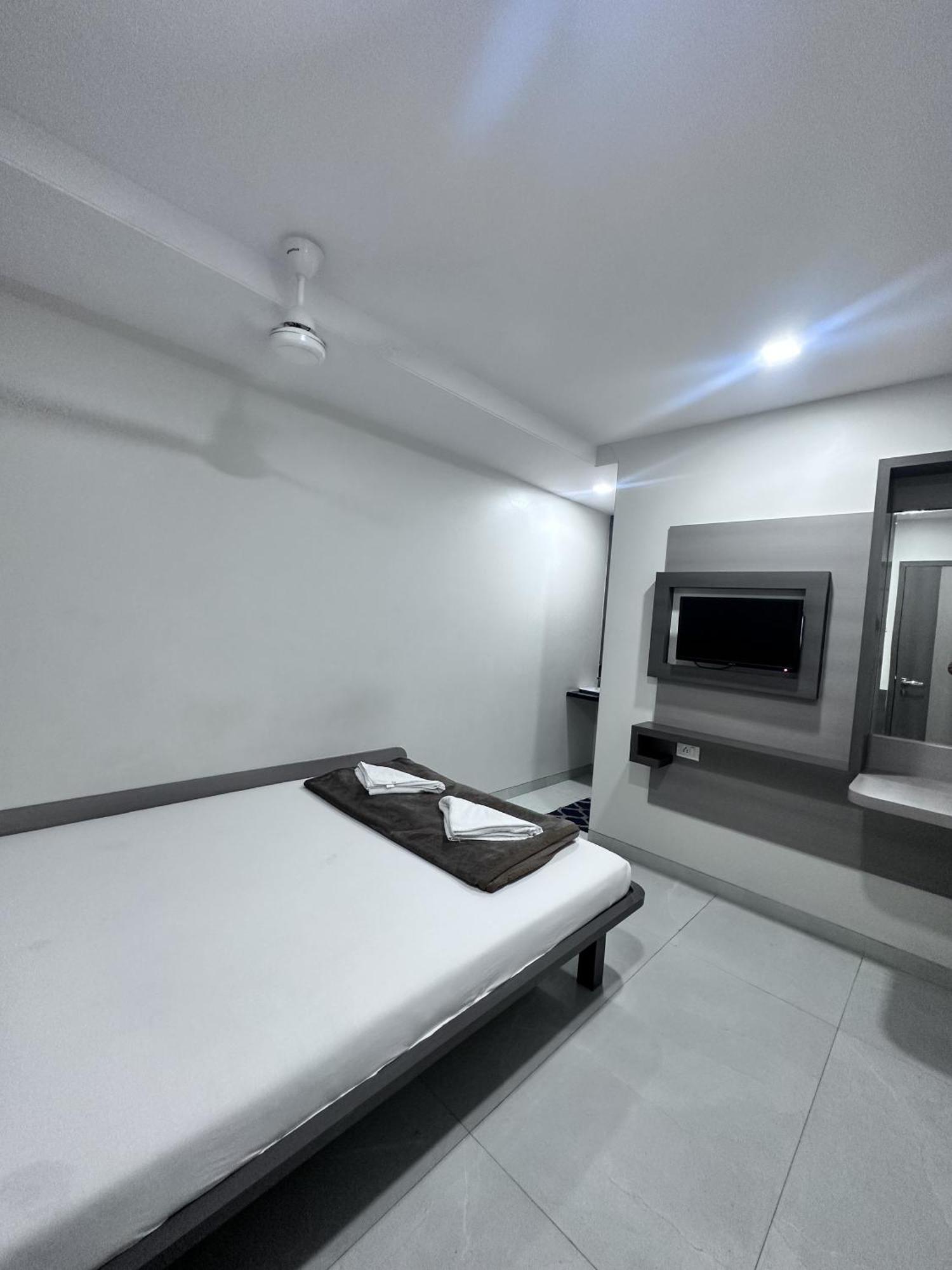 Rs Regency Hotel