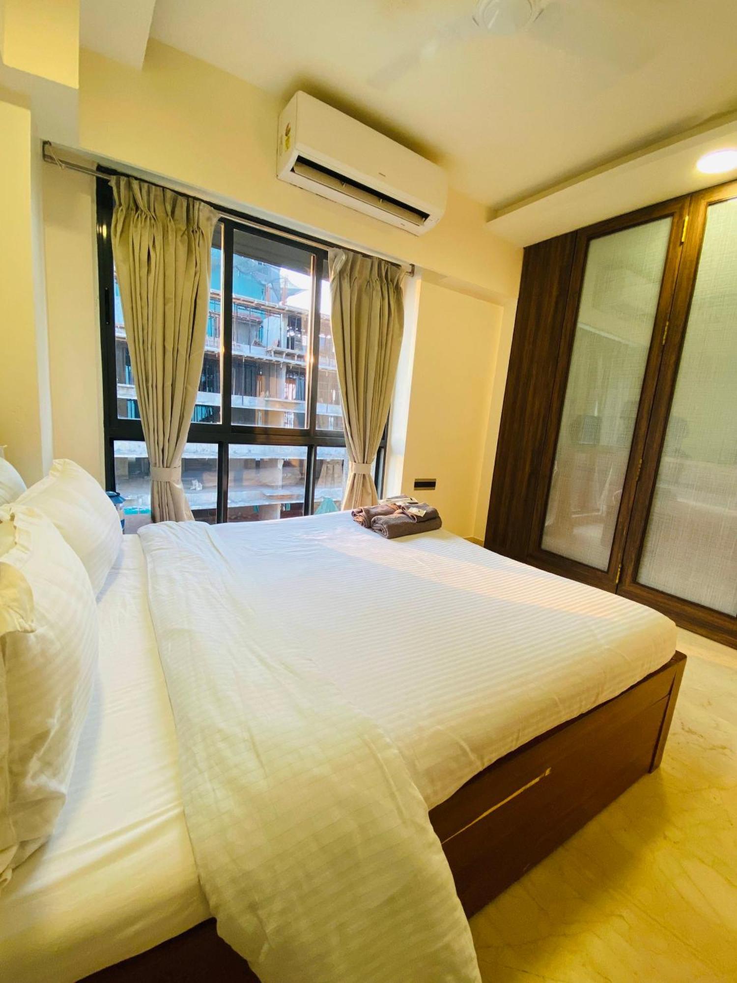 Ov Premium Bkc - Kurla Apartment