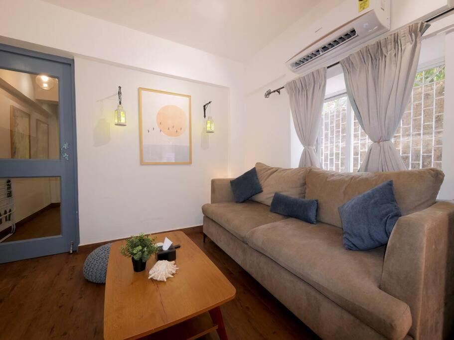 Tori 1bhk Bandra W By The Company Mumbai