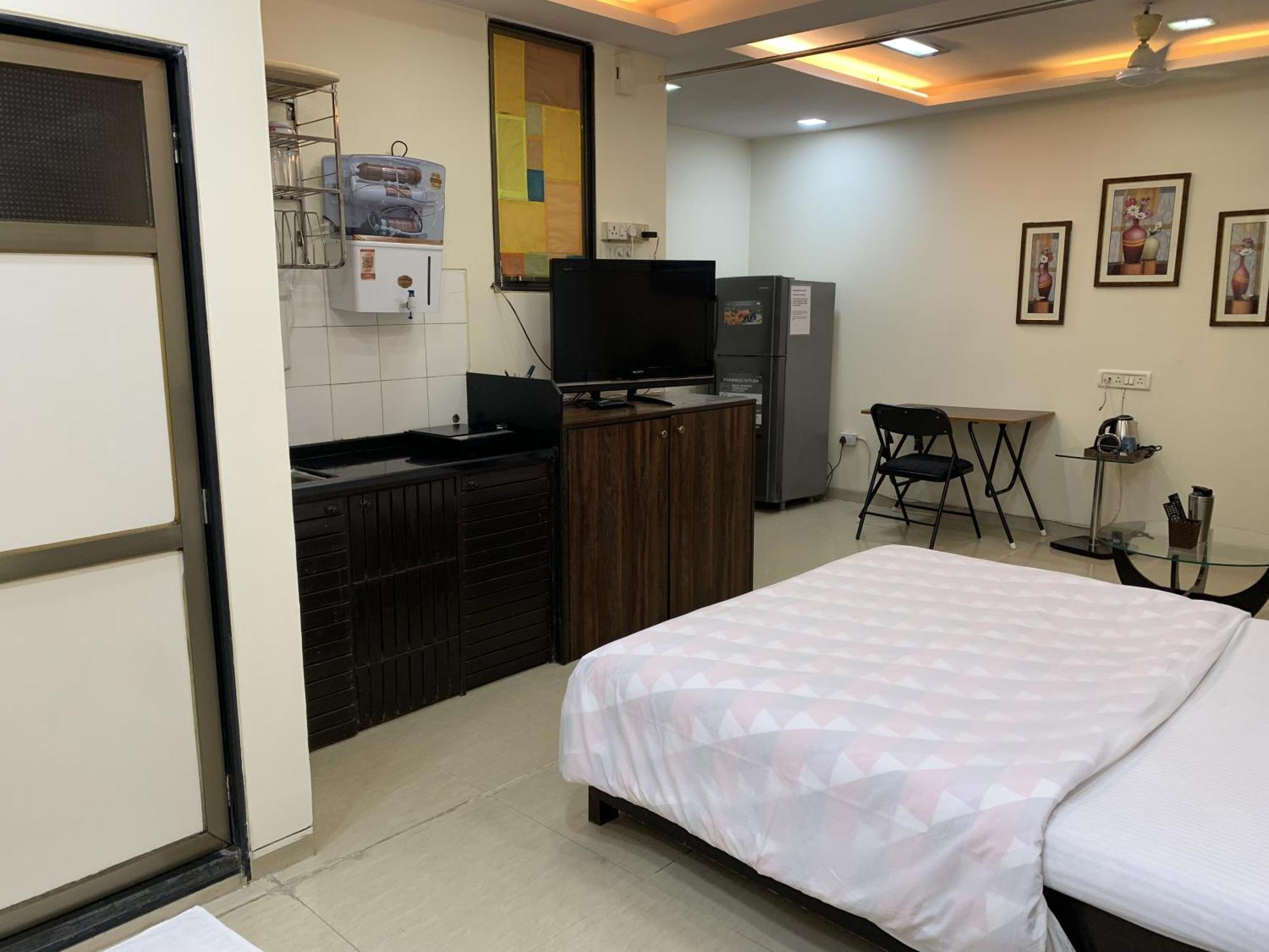 Apartment Mon Repose Bandra