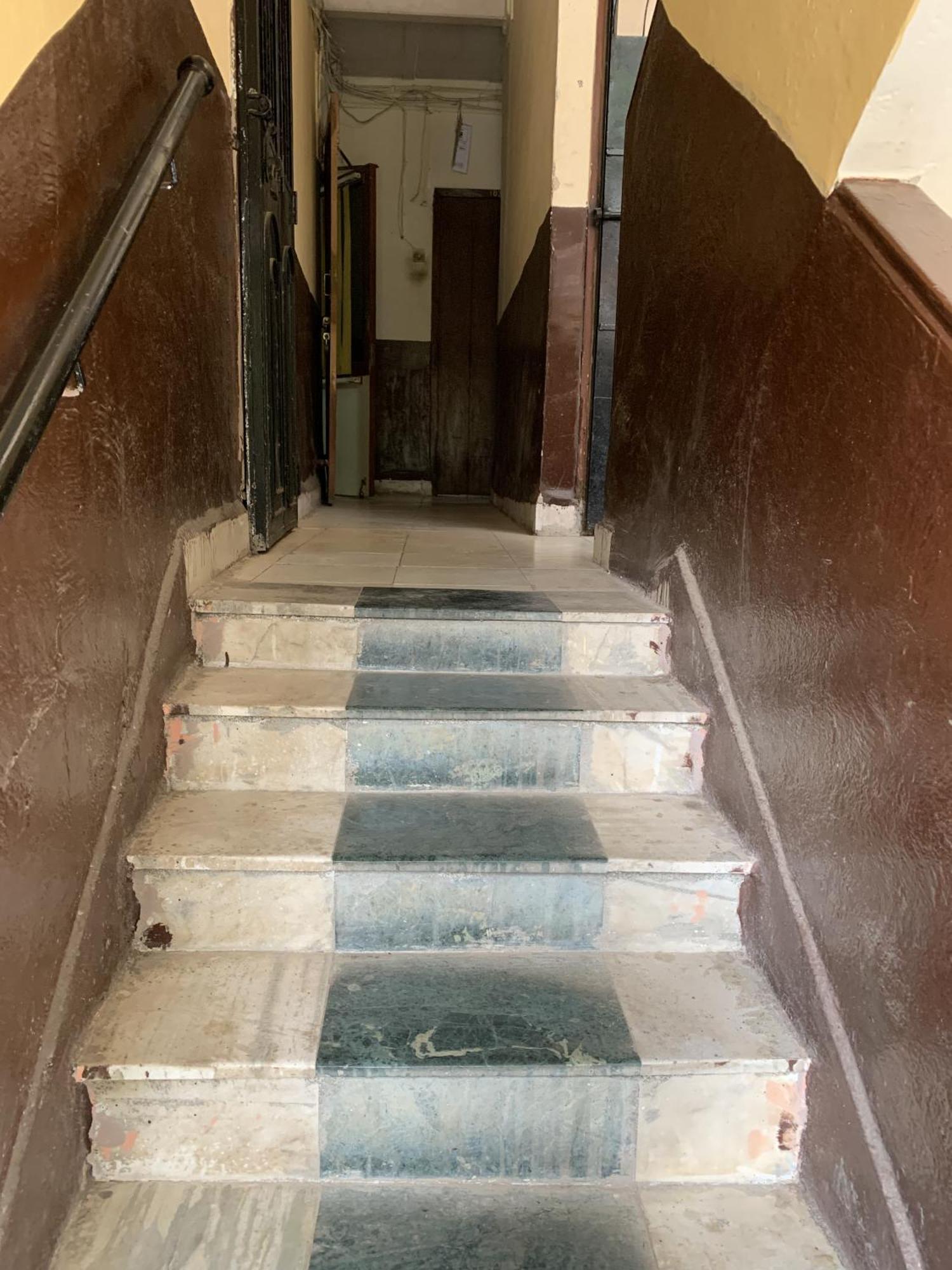 Mon Repose Bandra Apartment *