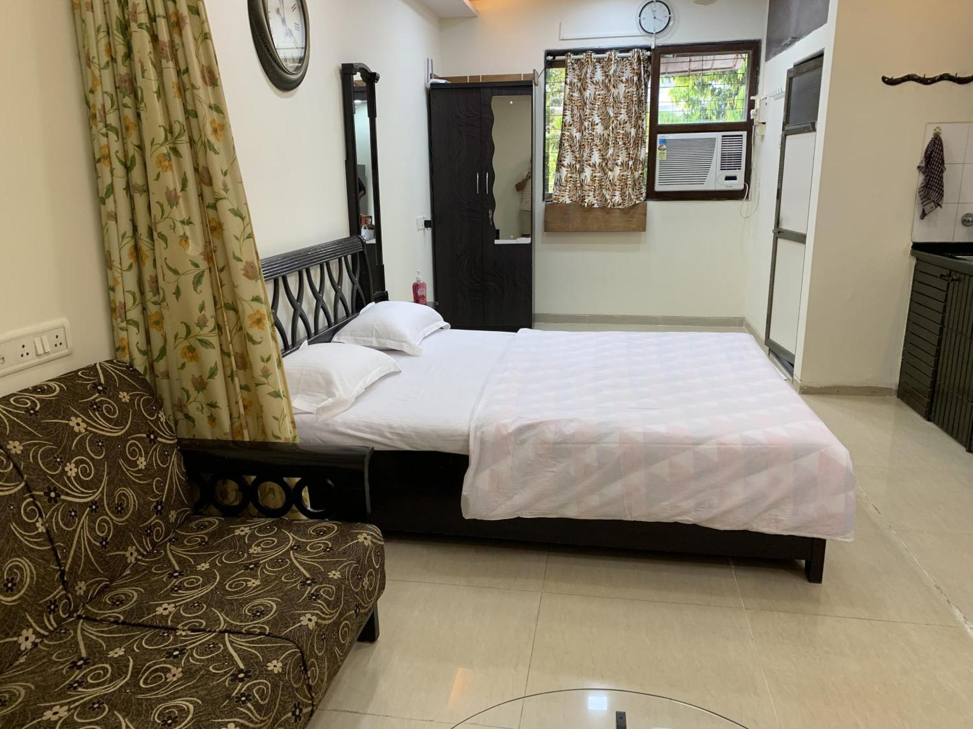 Mon Repose Bandra Apartment