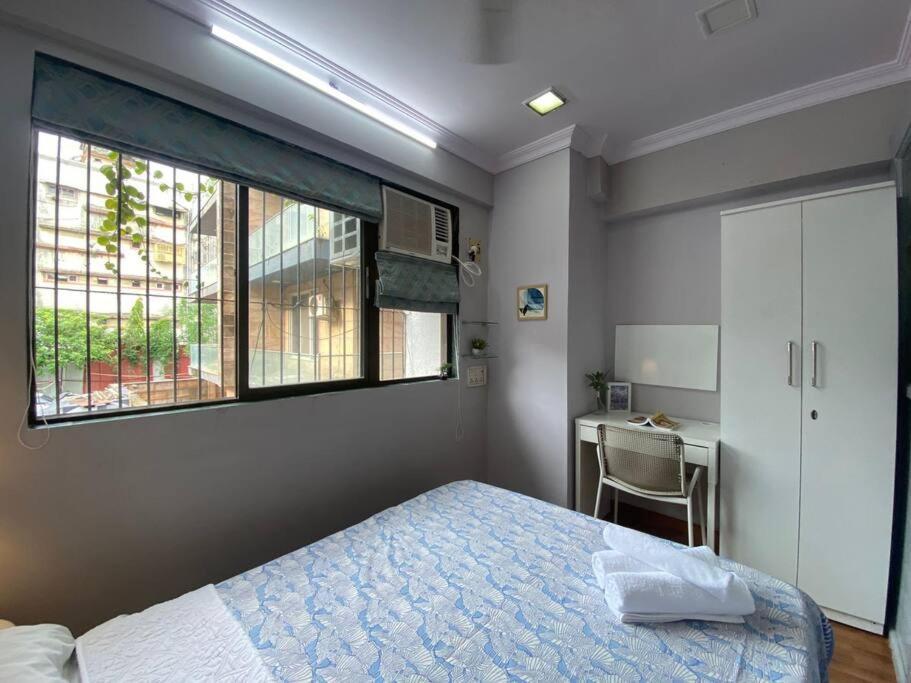Newton 103 Bright 1bhk In Bandra Near Lilavati Apartment