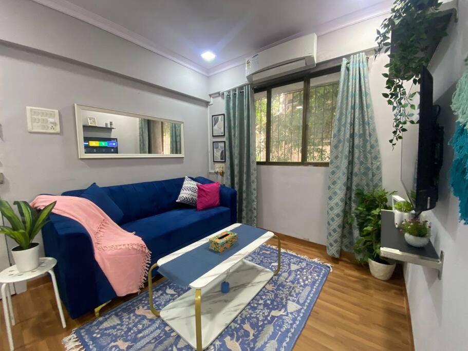 Newton 103 Bright 1bhk In Bandra Near Lilavati Apartment