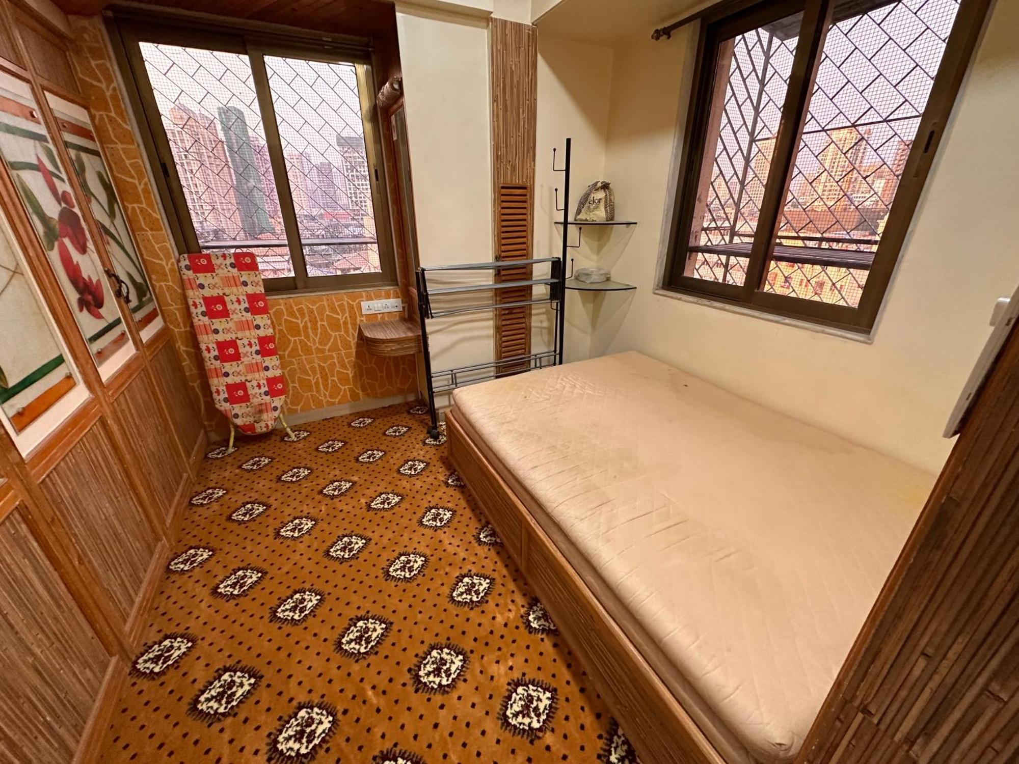 Shk Murtaza Tulearwala * Mumbai