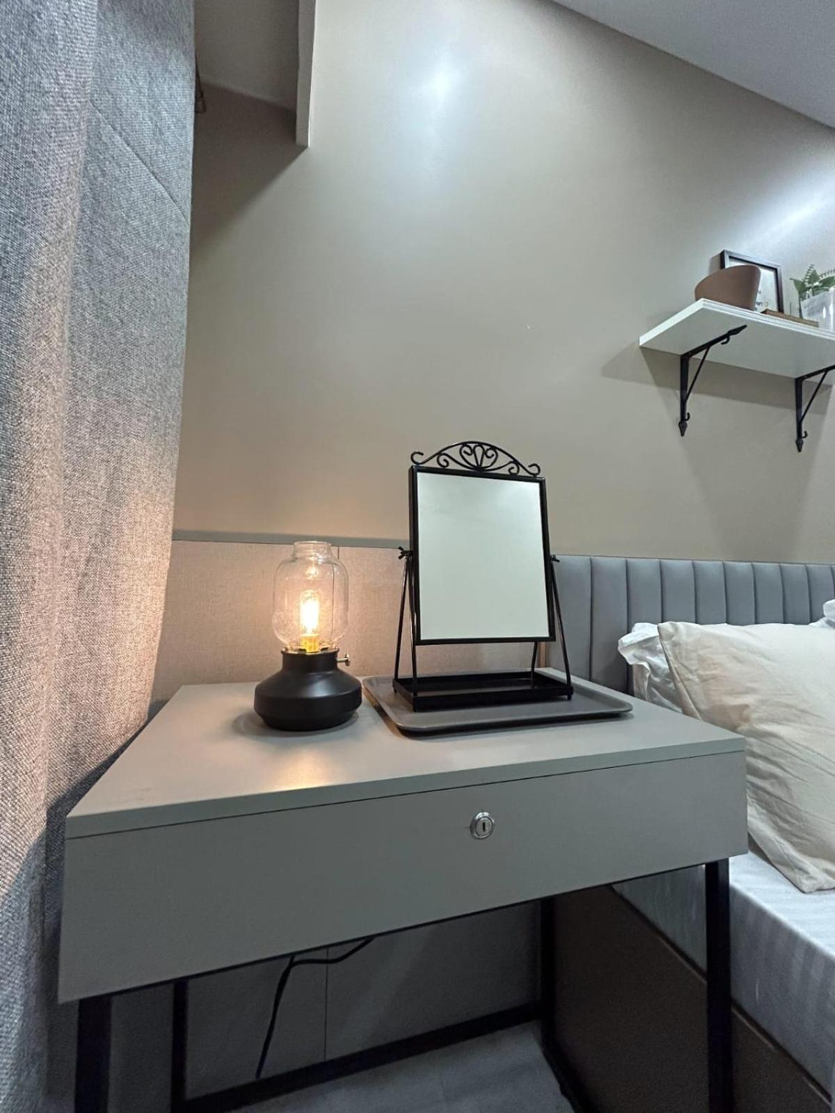 Apartment Downtown 3bhk Appt ,mumbai Mahalaxmi *
