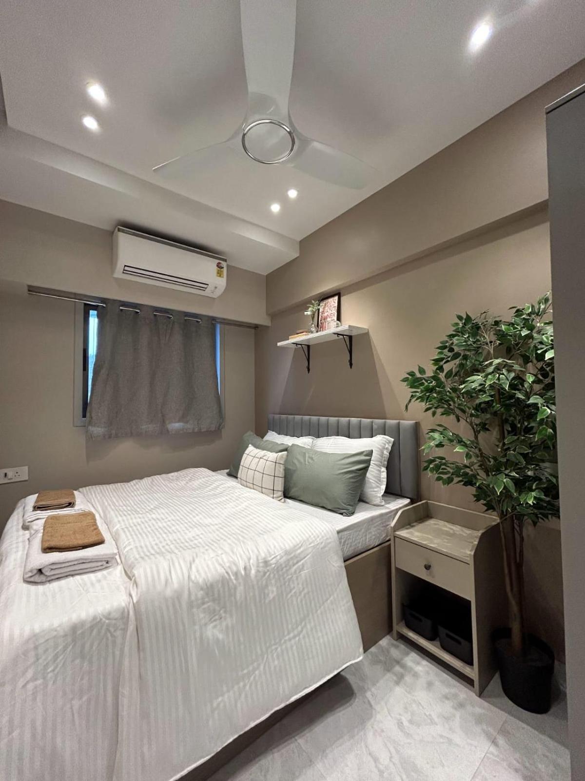 Apartment Downtown 3bhk Appt ,mumbai Mahalaxmi Mumbai
