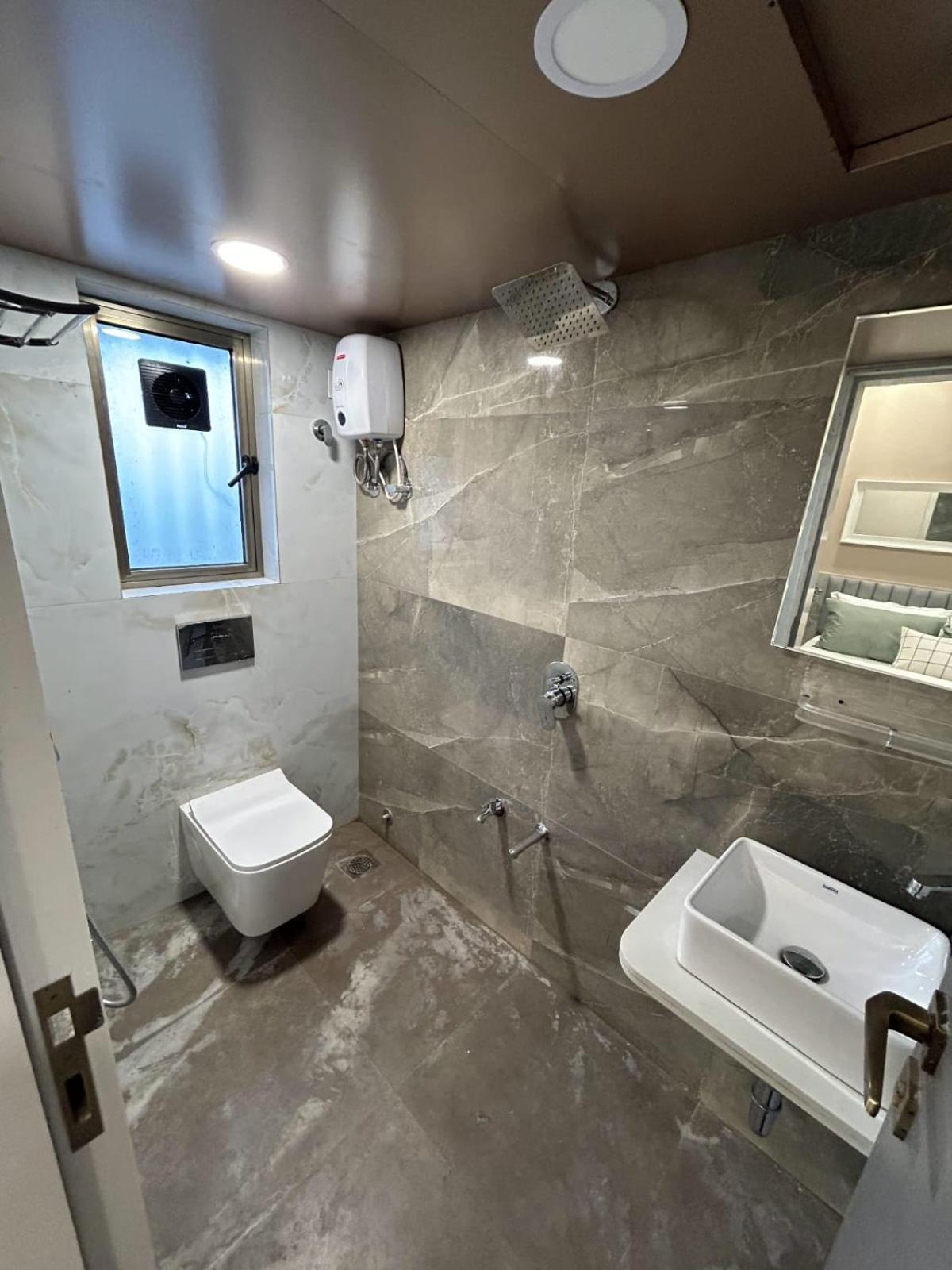 Downtown 3bhk Appt ,mumbai Mahalaxmi Apartment Mumbai