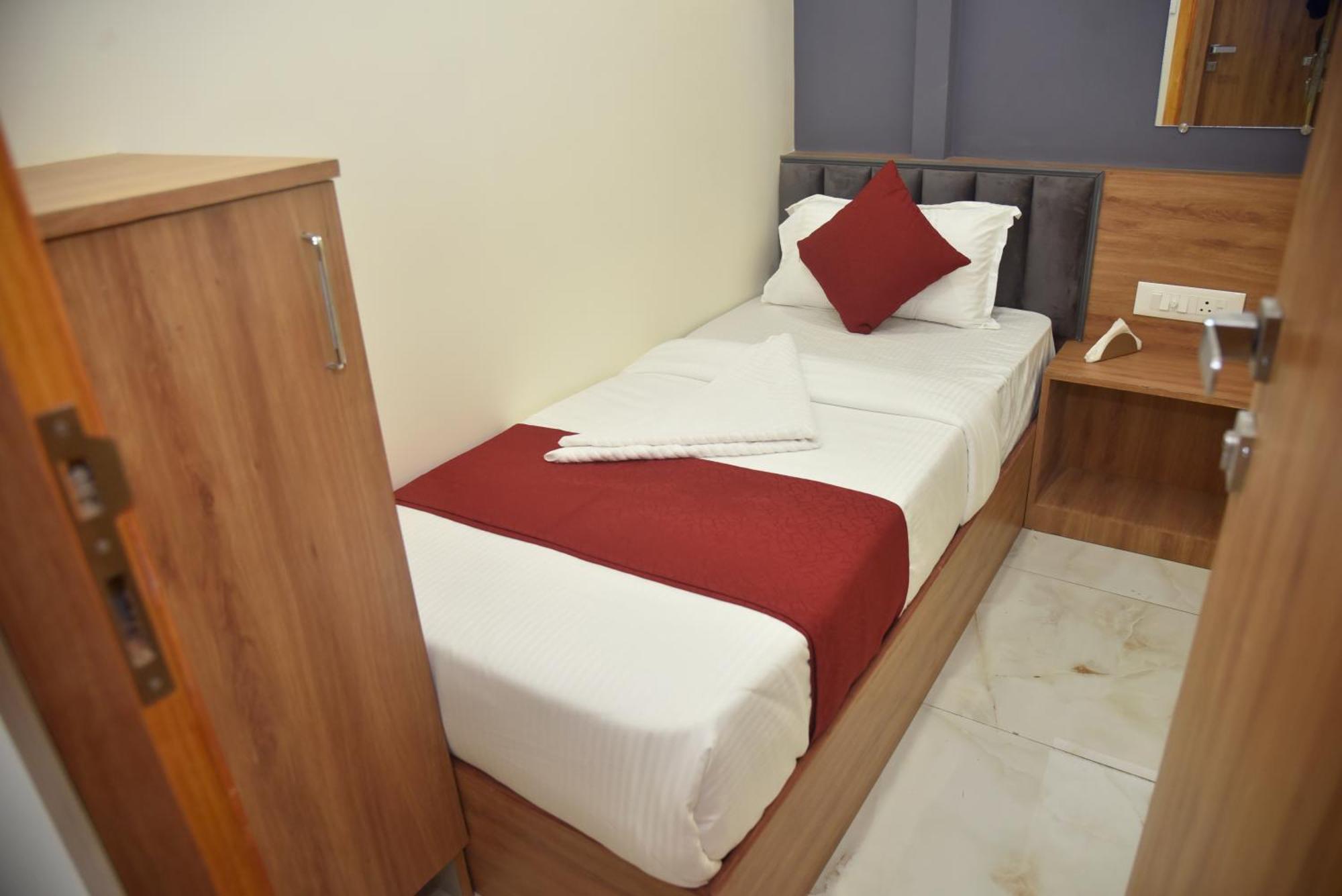 Vogue Near Nesco Exhibition Centre Apartment *