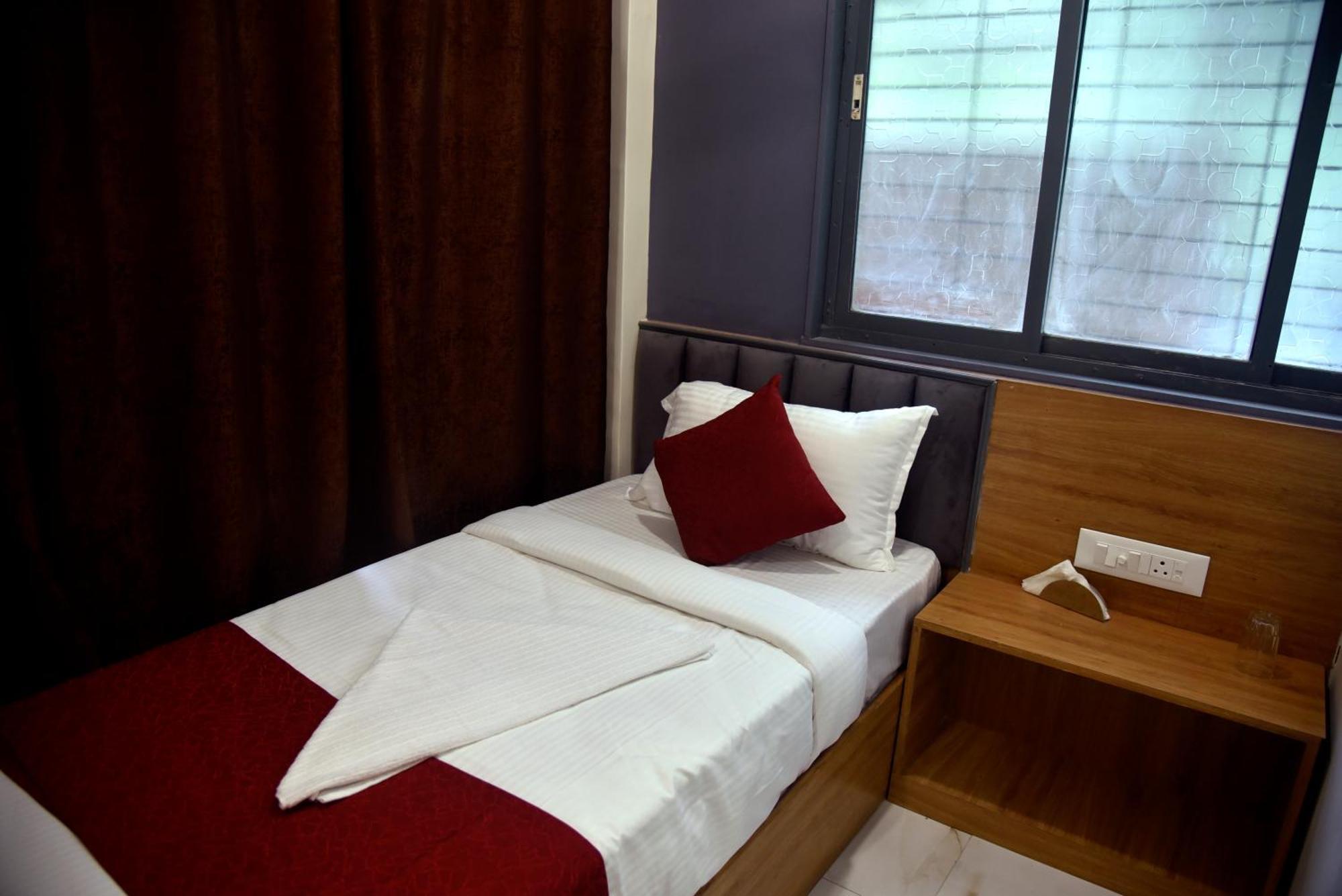 Vogue Near Nesco Exhibition Centre Apartment