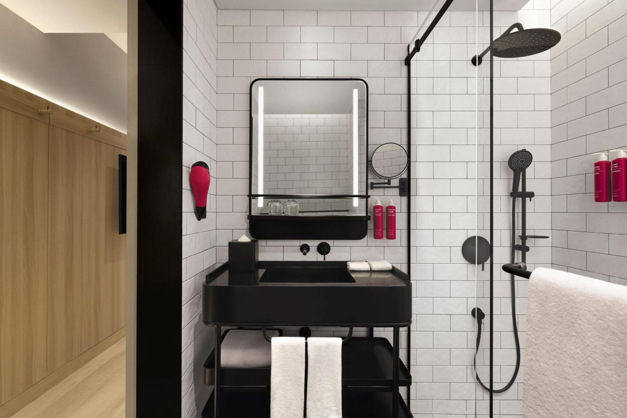 Hotel Moxy Andheri West