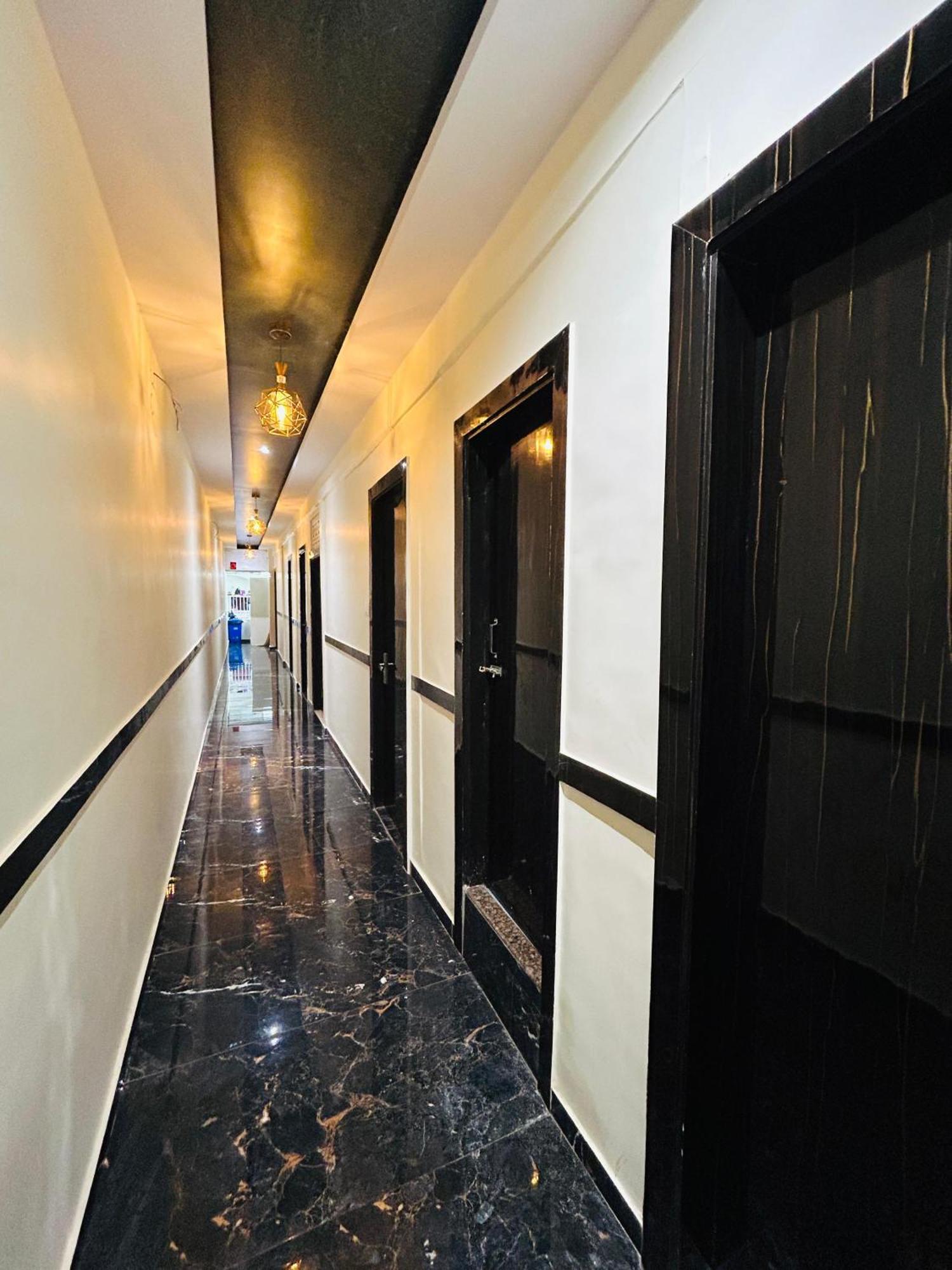 Rinza Residency