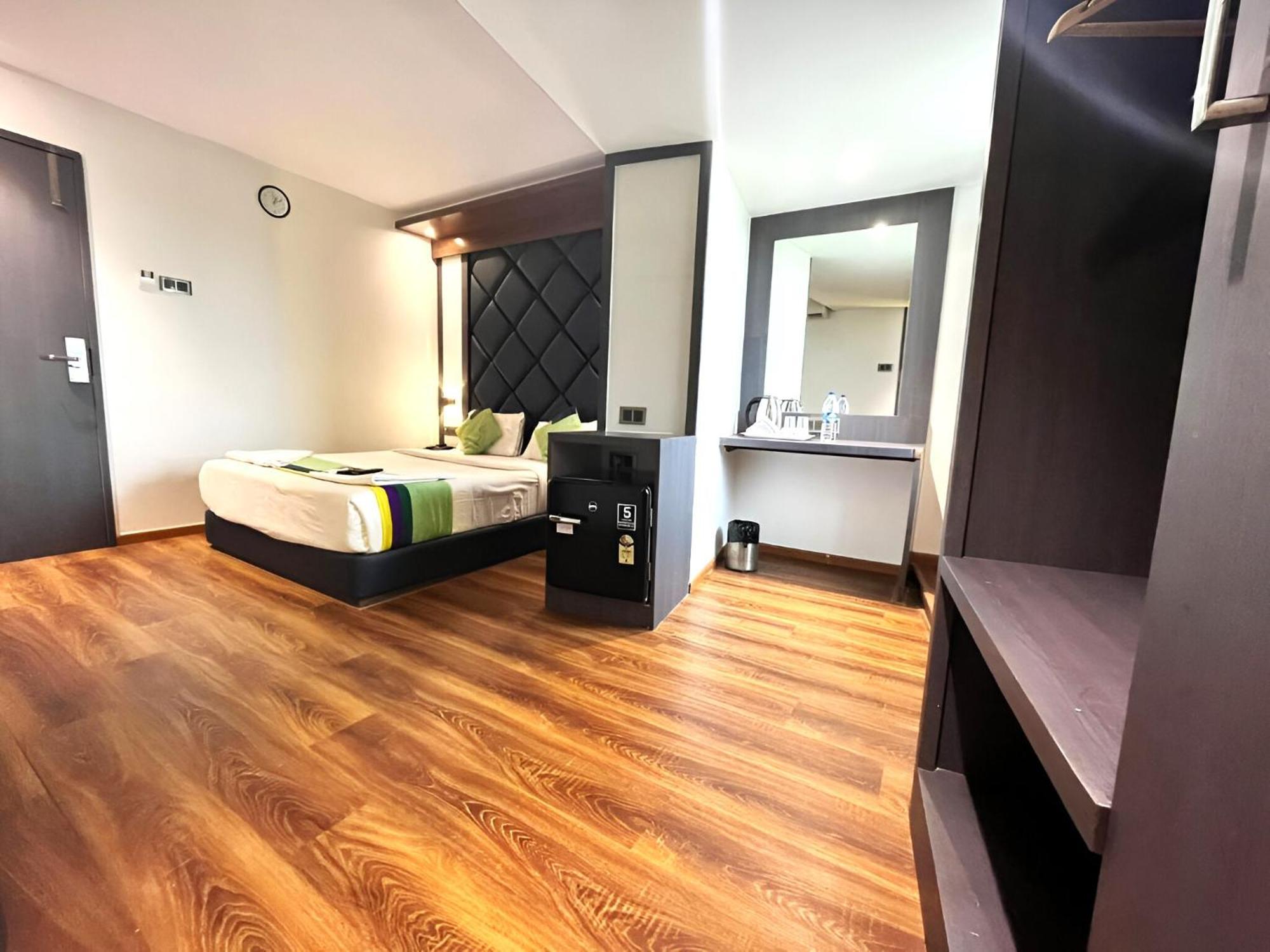 P International Hotel